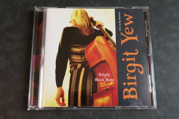 Birgit Yew - Bright Black Rose, Live At St. Sauveur État correct -  reconditionné disponible sur Label Emmaüs