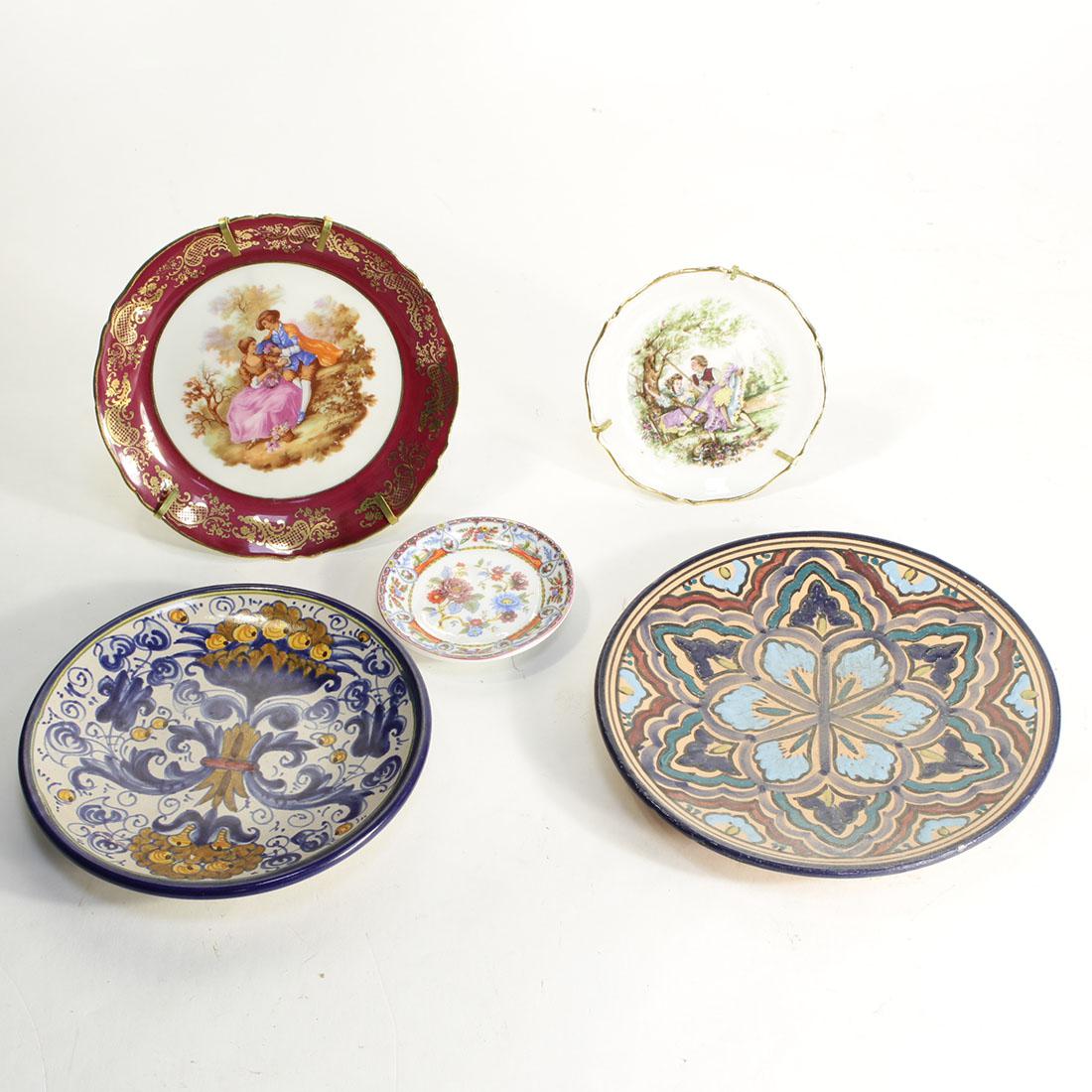 Petites assiettes déco Bon état -  reconditionné disponible sur Label Emmaüs