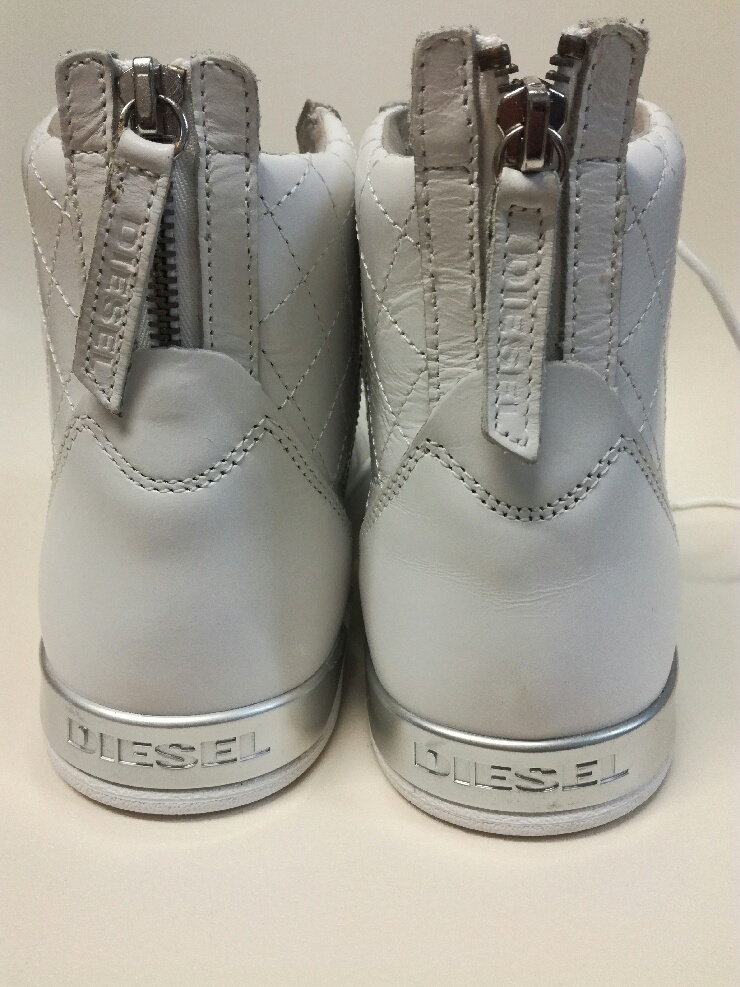 Basquettes montantes Diesel "Diamond" - blanches - cuir T41 Très bon état - Vue 5 - 