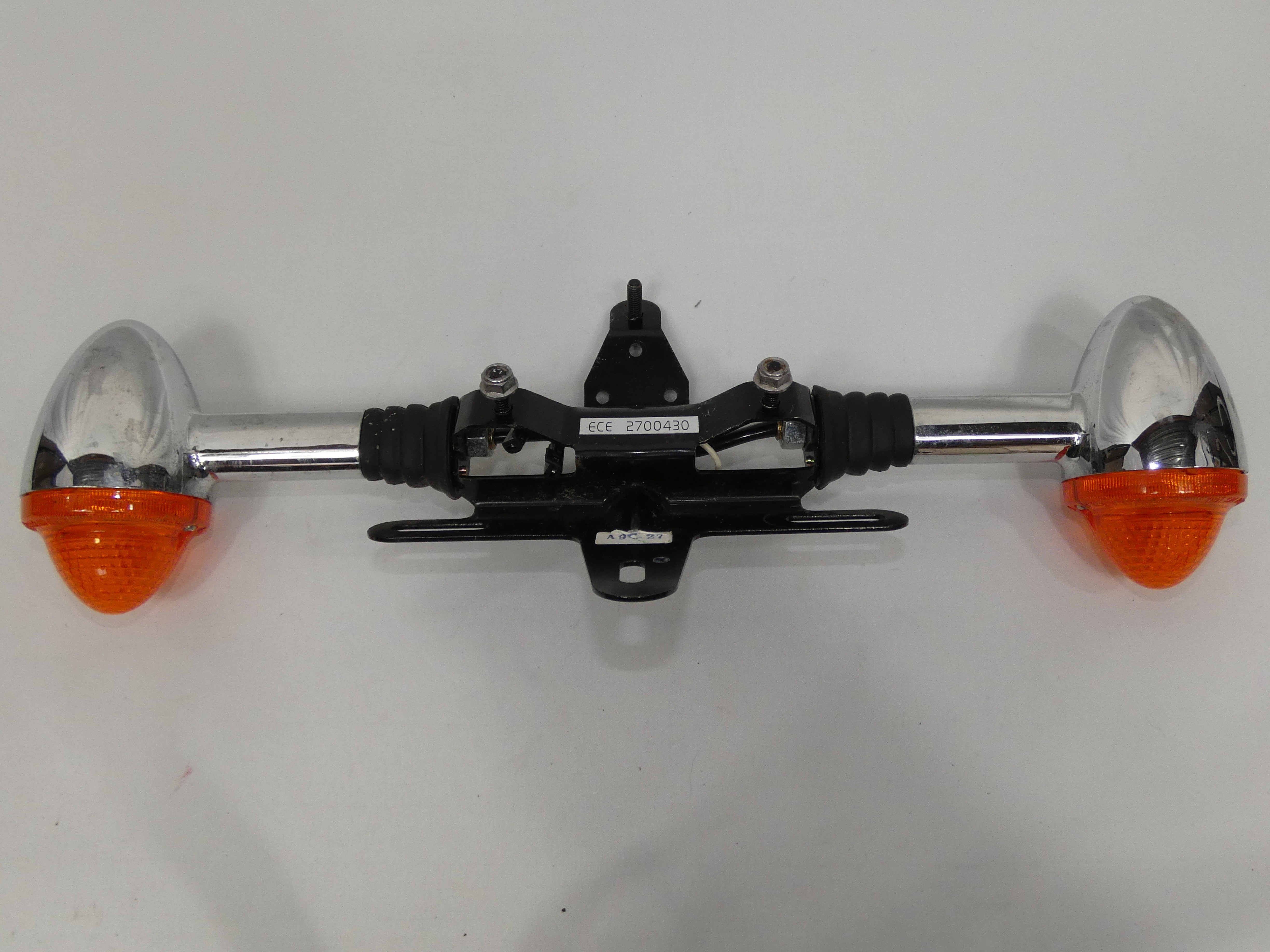 Paire de clignotants arrière pour moto Triumph Réf. Tyc 92-5101 - Photo 2