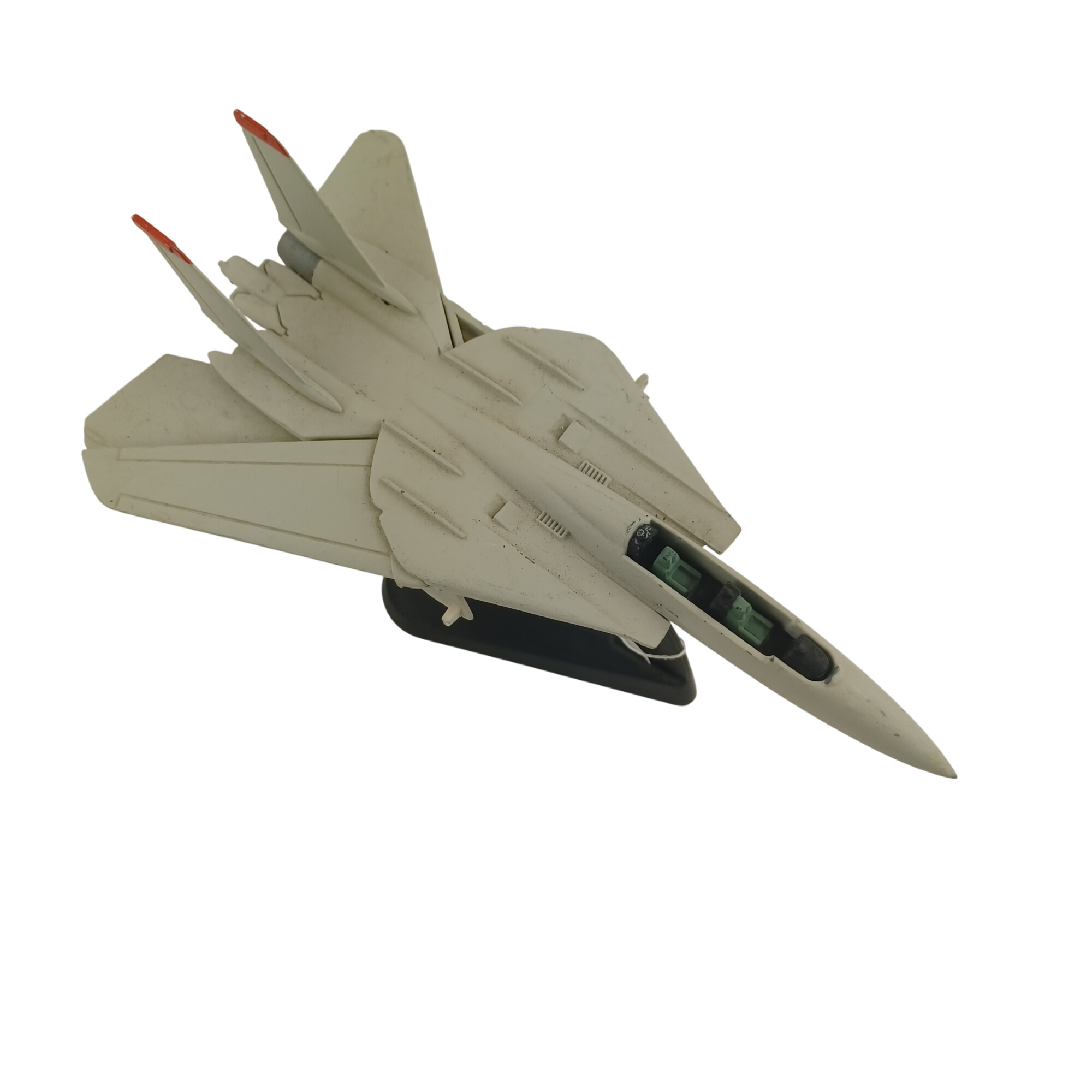 Acheter Avion militaire miniature Bon état - 10,00 € Avion militaire miniature Bon état - reconditionné disponible sur Label Emmaüs