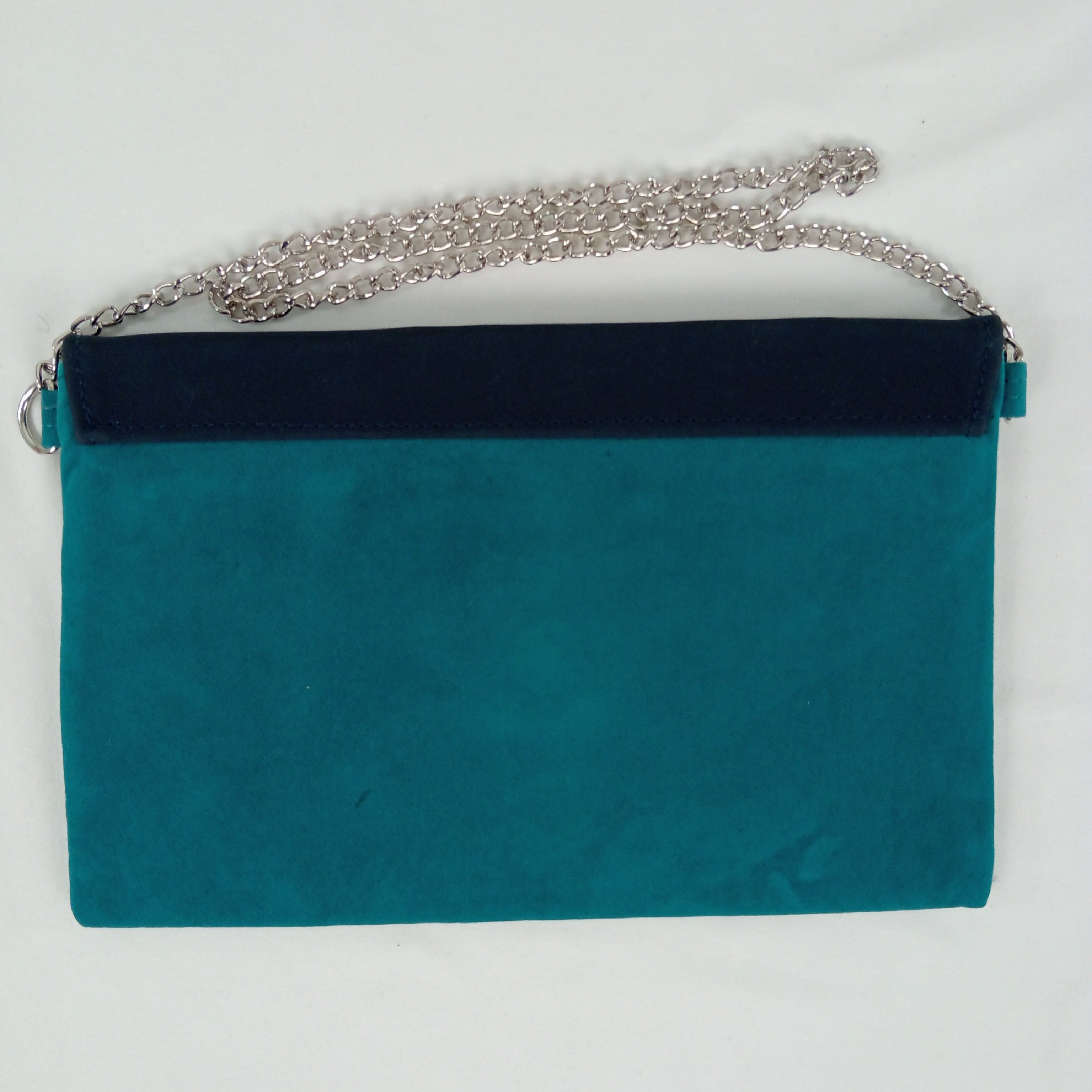 Pochette femme de la marque 1987 by Abaco de couleurs noir, argenté et vert émeraude lanière métal argenté - Très bon état - Photo 5