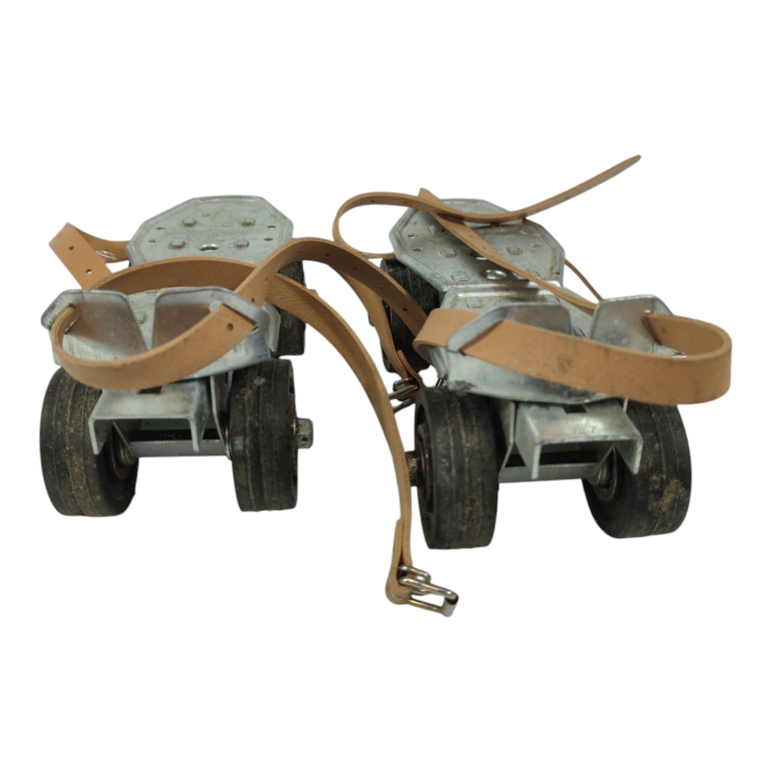 Ancienne paire de patins à roulettes 