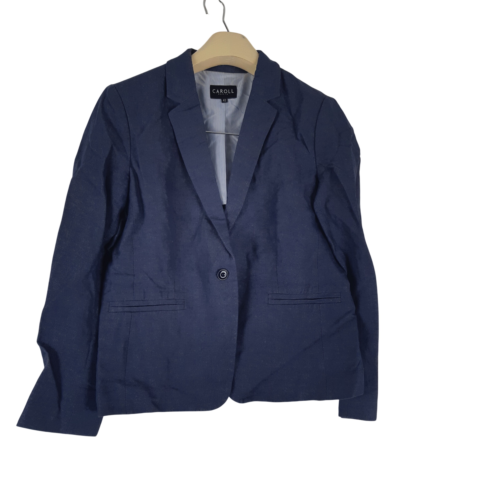 Acheter Caroll - Veste blazer gris foncé - Taille 42 mesures Poitrine= 44 Longueur= 60 Très bon état - 35,00 € Caroll - Veste blazer gris foncé - Taille 42 mesures Poitrine= 44 Longueur= 60 Très bon état - reconditionné disponible sur Label Emmaüs