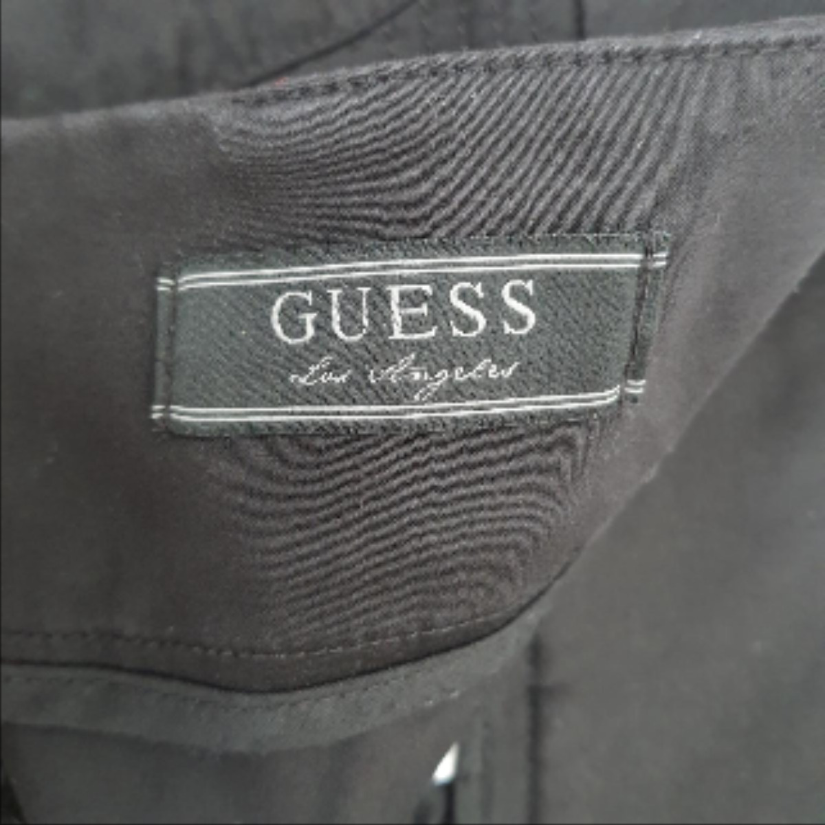 Jupe courte noire - Guess - 24 Très bon état - Vue 4 - 