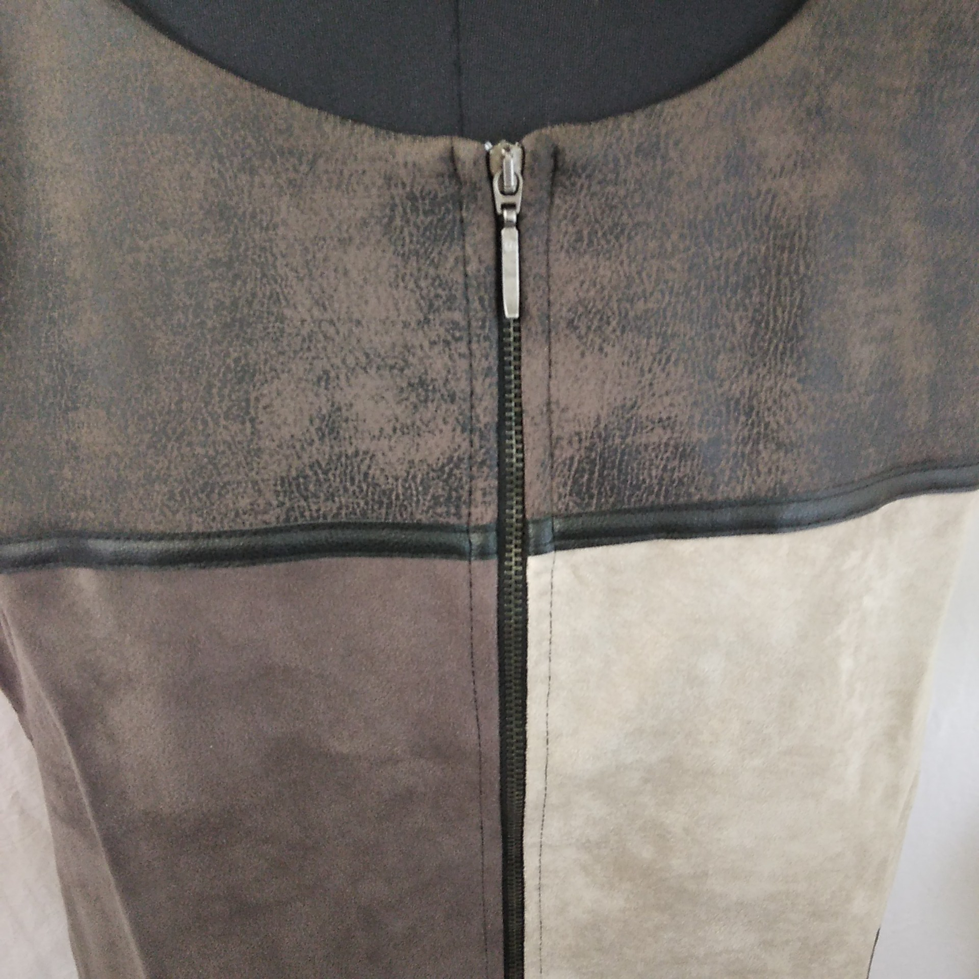 Robe Armand-Thiery Très bon état - Vue 5 - 