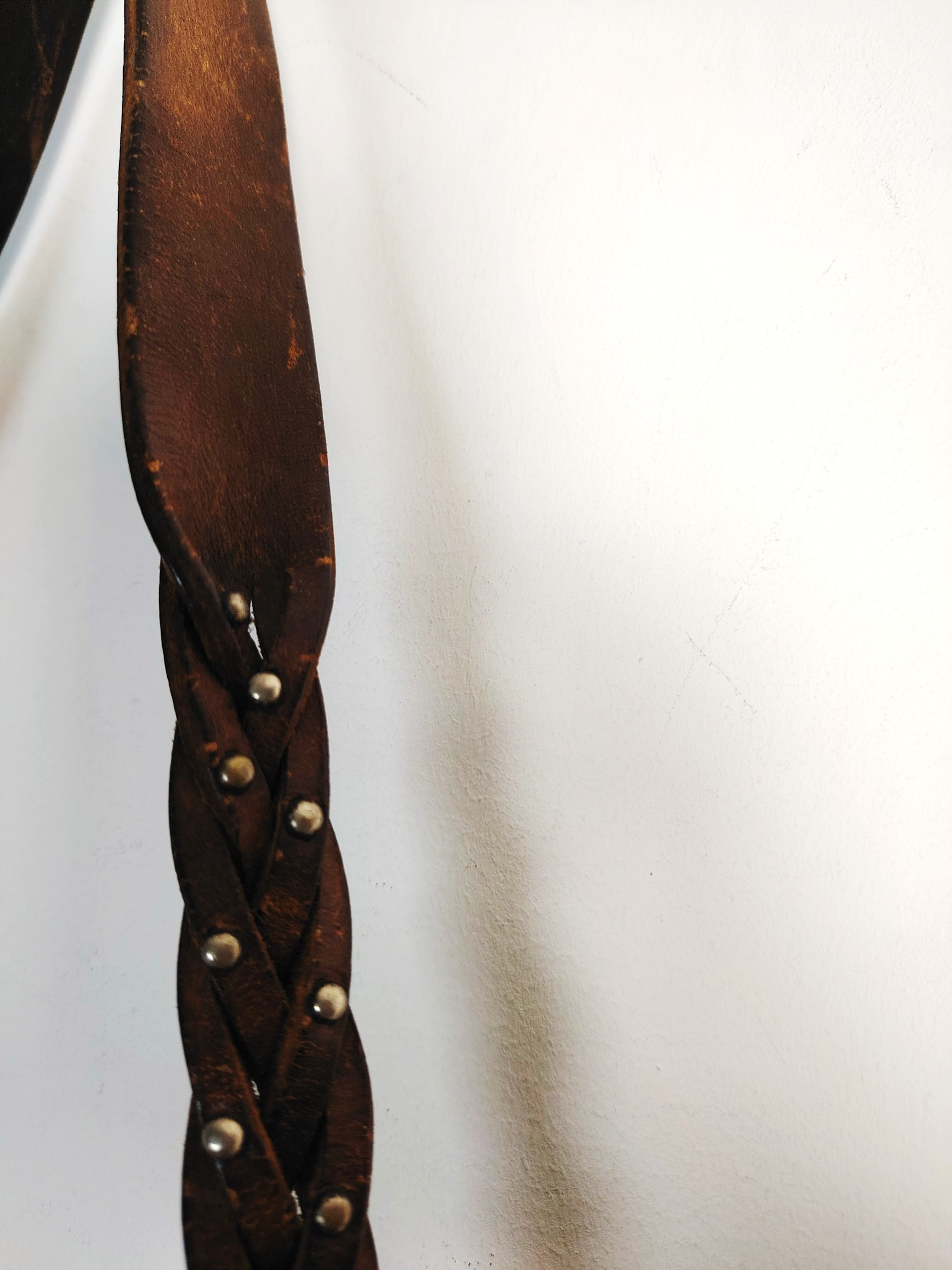 Sac bandoulière cuir rigide hippie chic années 70's - Photo 4