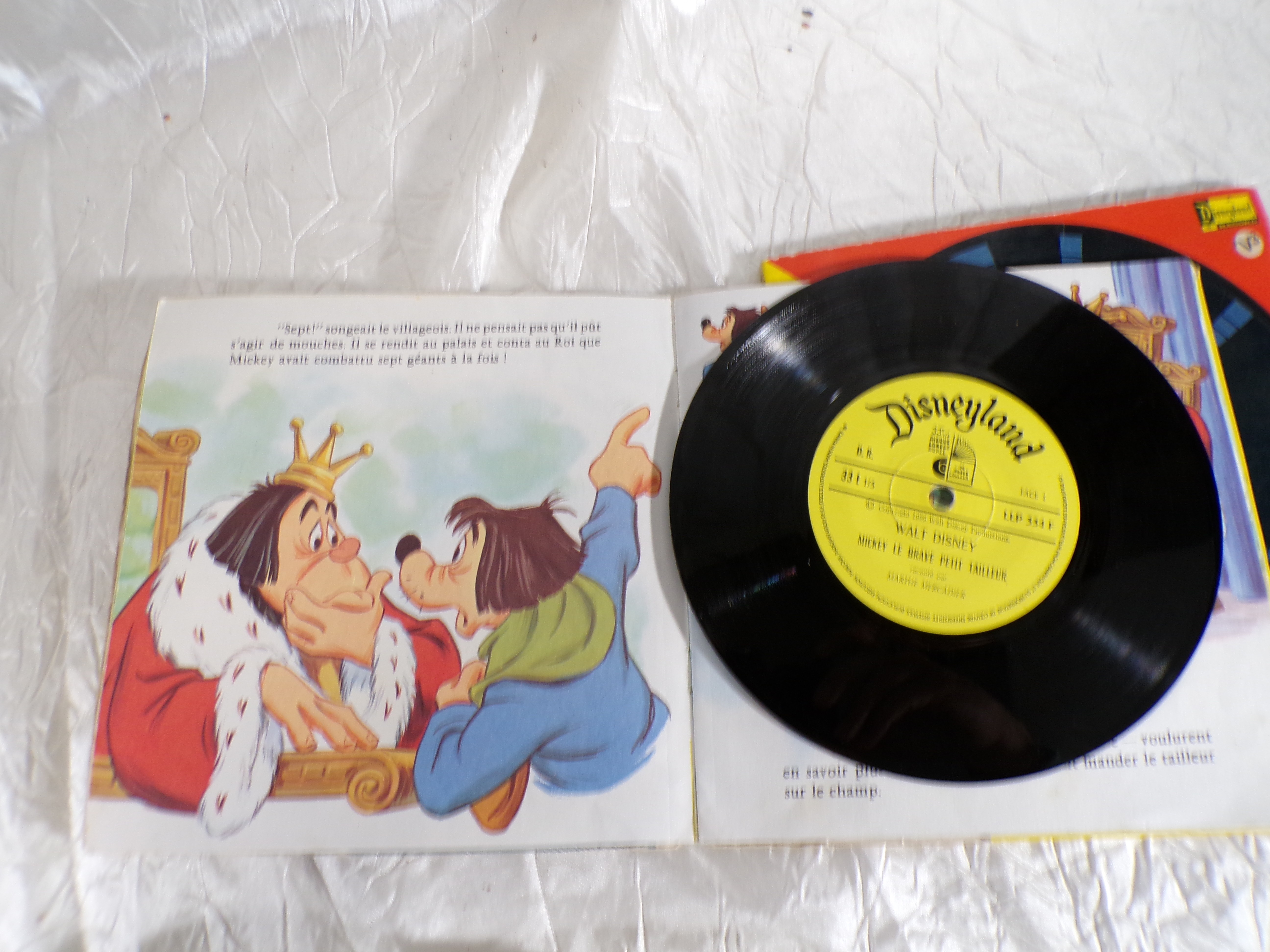 Lot de 2 Livres-Disques Vintage Walt Disney (Années 60/70) - Le Livre de la Jungle & Mickey Très bon état - Vue 3 - 