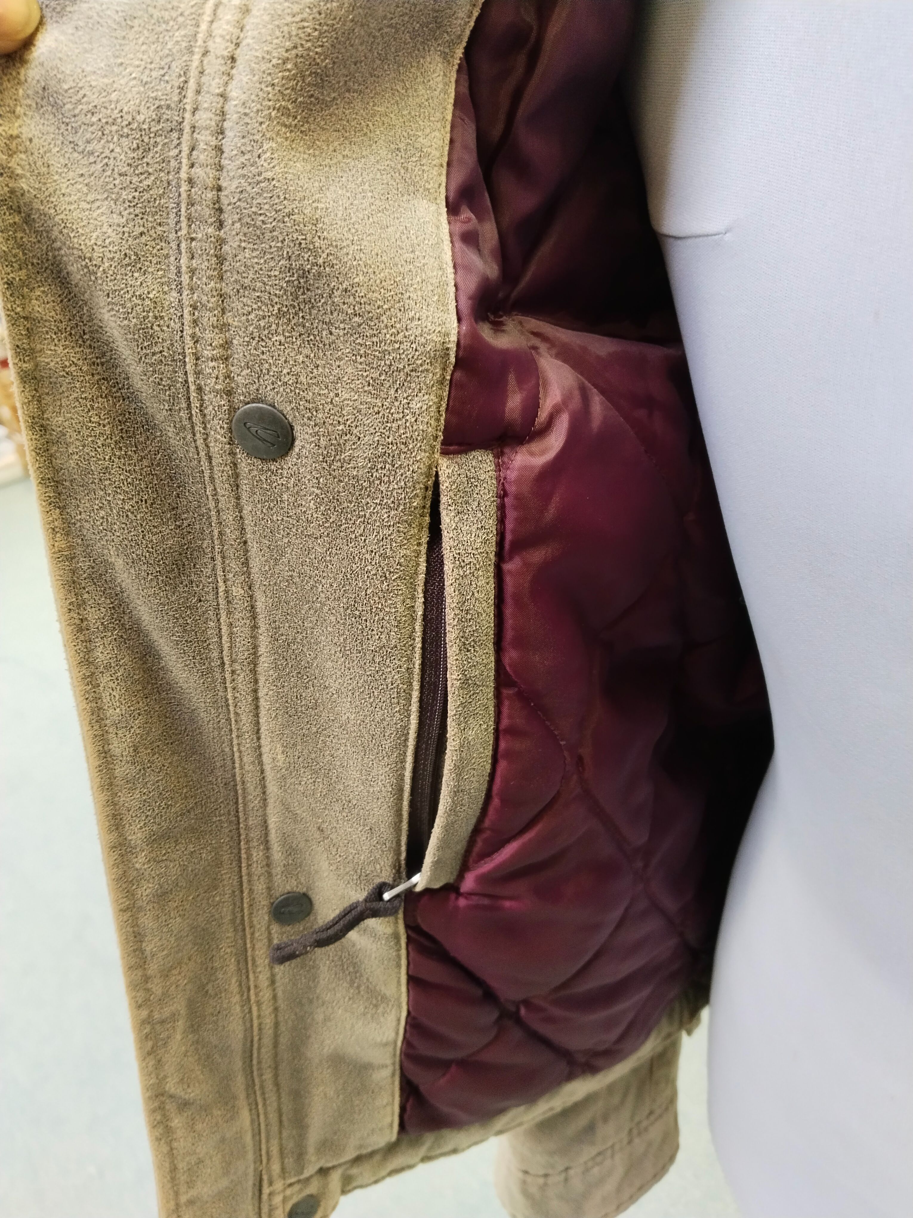 Voir photo 9 de Veste Camel active taille L Veste Camel active taille L État correct - Vue 9 -