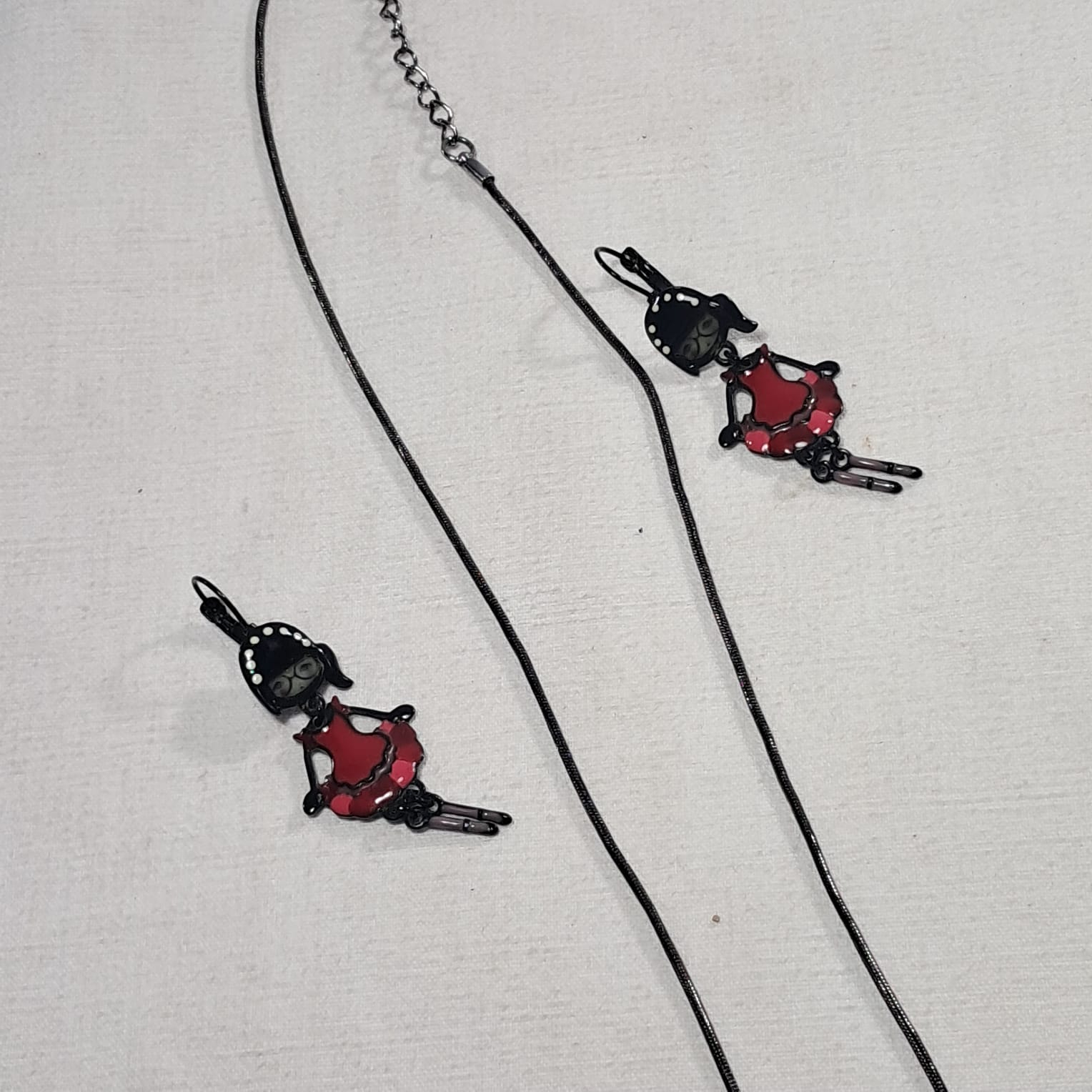 Collier et Boucles d'oreilles poupées  - Vue 4 - 