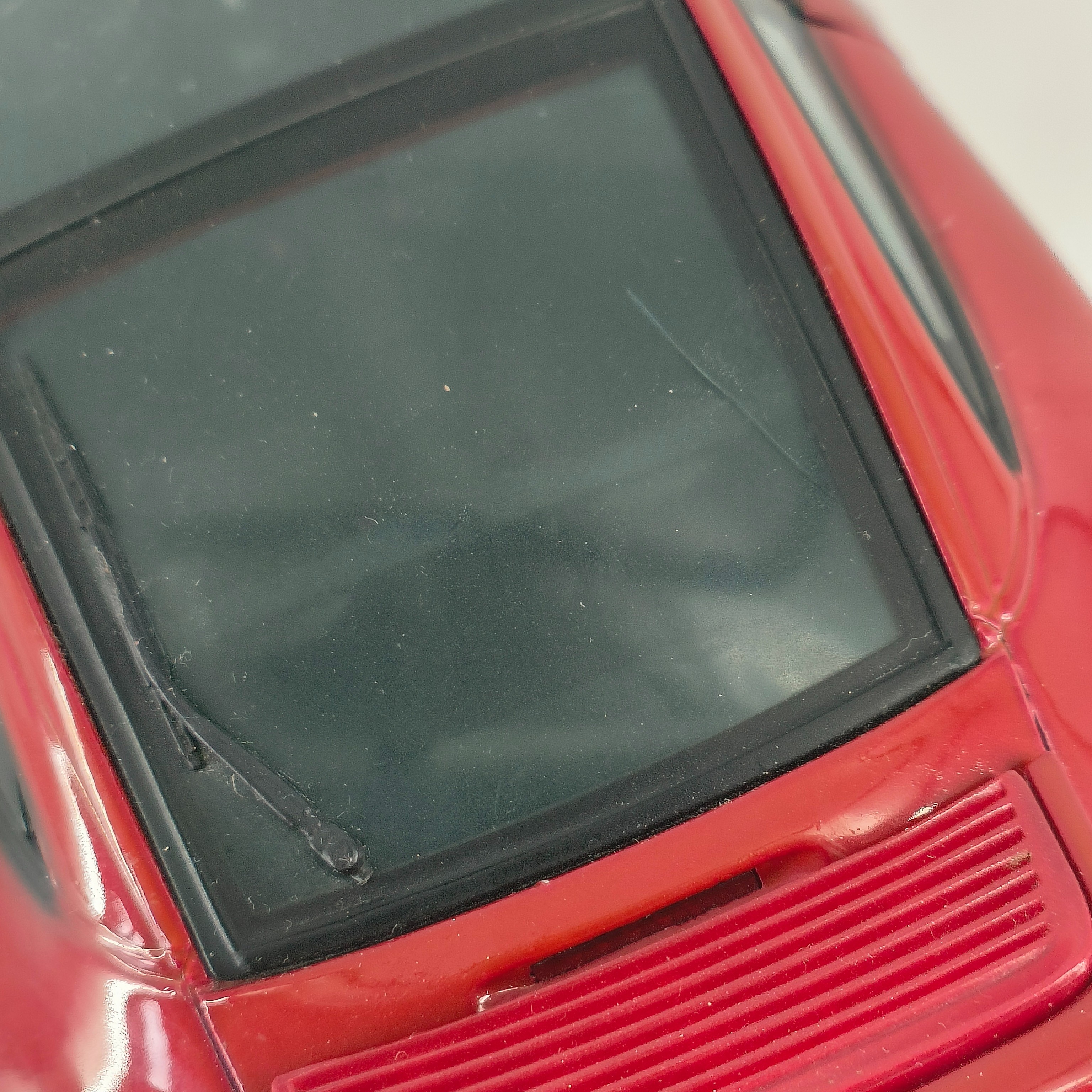 Voir photo 11 de Porsche 911-Targa -1/18-Maisto Porsche 911-Targa -1/18-Maisto Bon état - Vue 11 -