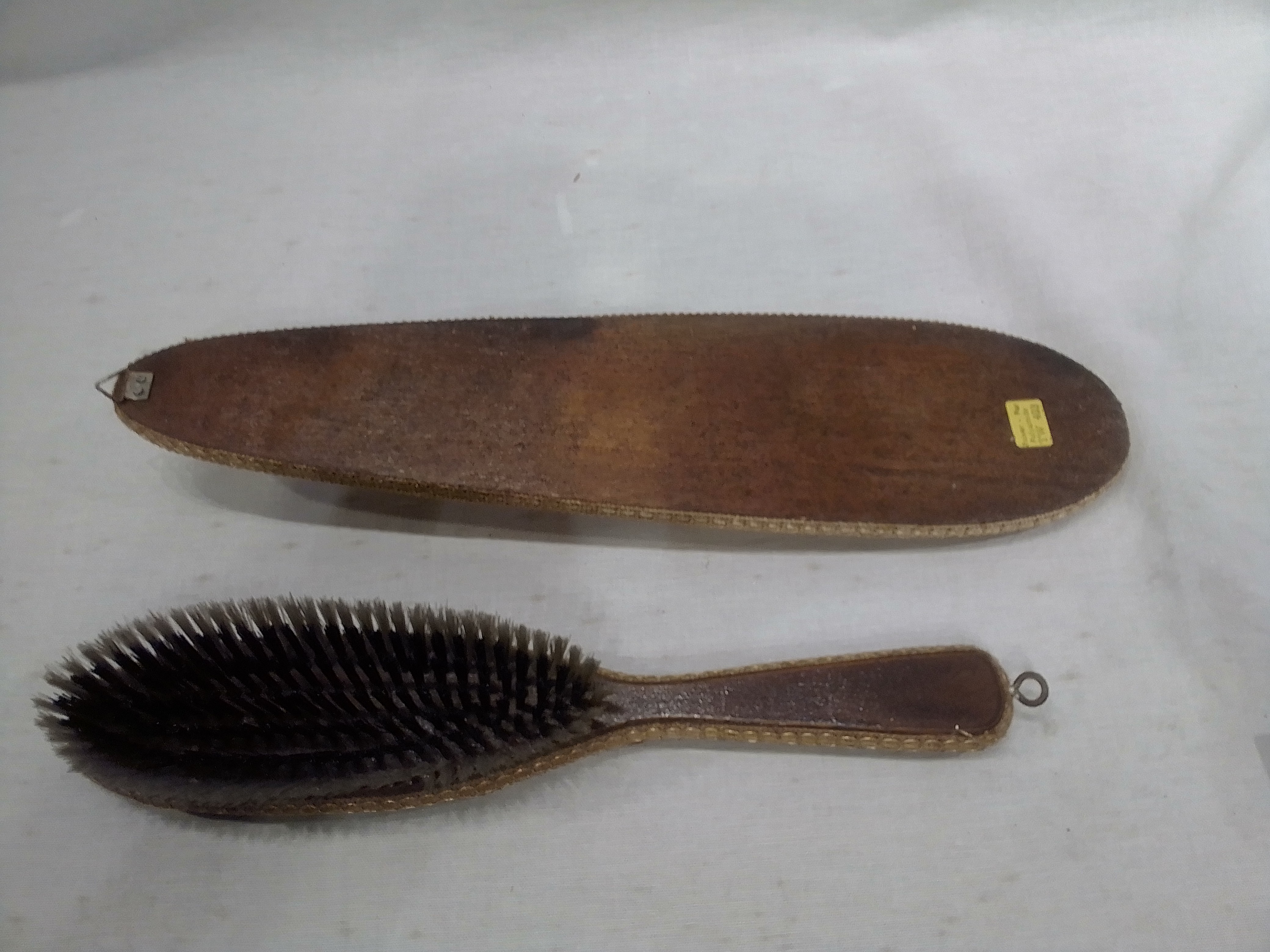 Ancienne Brosse a cheveux - Photo 3