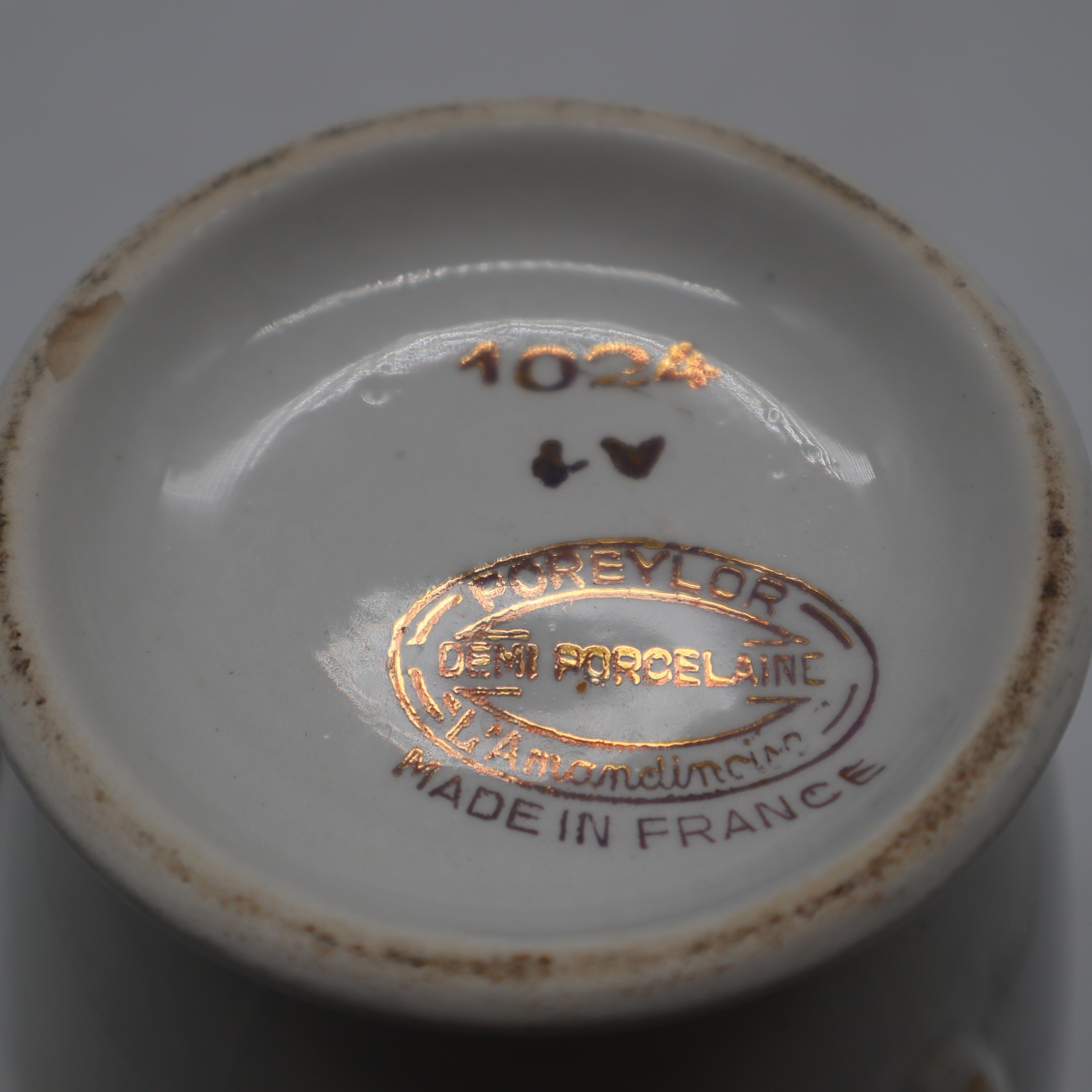 Ancienne théière en demi-porcelaine / L'Amandinoise. - Très bon état - Photo 3