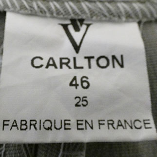 Voir photo 4 de Pantalon vert clair imprimé - Femme - Carlton - Taille 46 Pantalon vert clair imprimé - Femme - Carlton - Taille 46 Très bon état - Vue 4 -