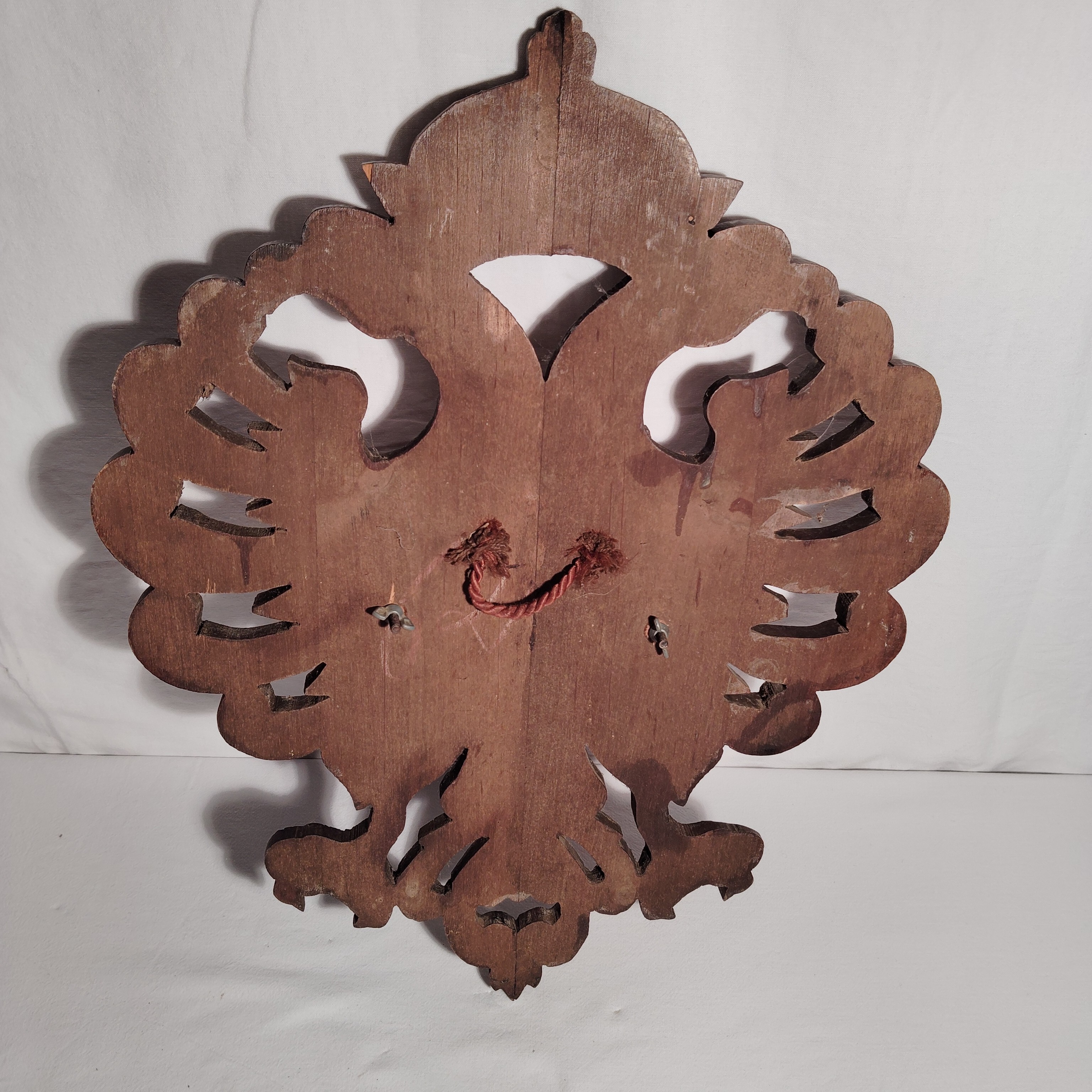 Blason mural en bois sculpté à la main de style médiéval Bon état - Vue 3 - 