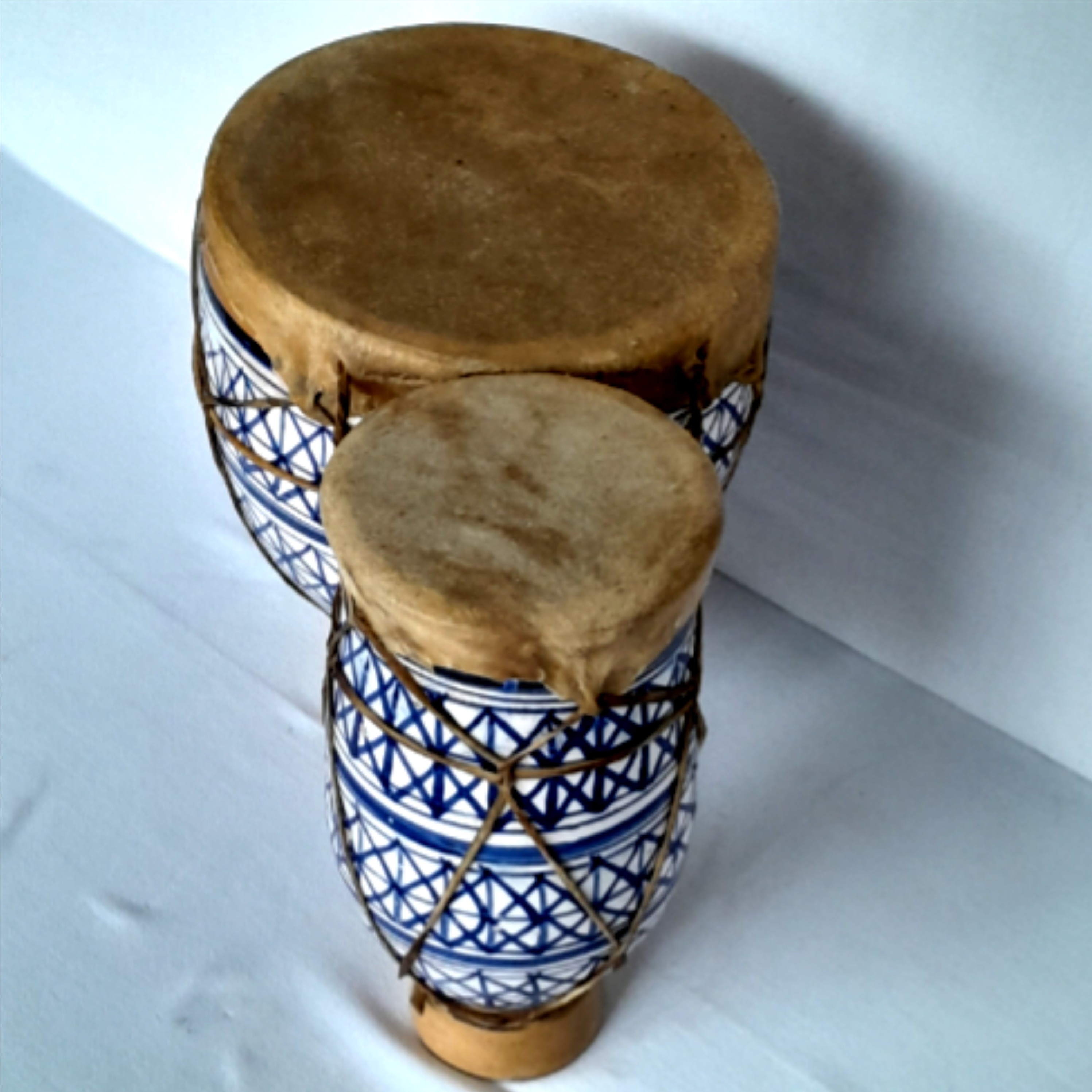 TAM -TAM Double céramique, percussion traditionnelle sur peau africaine, diamètre 19 & 12 cm - Photo 3