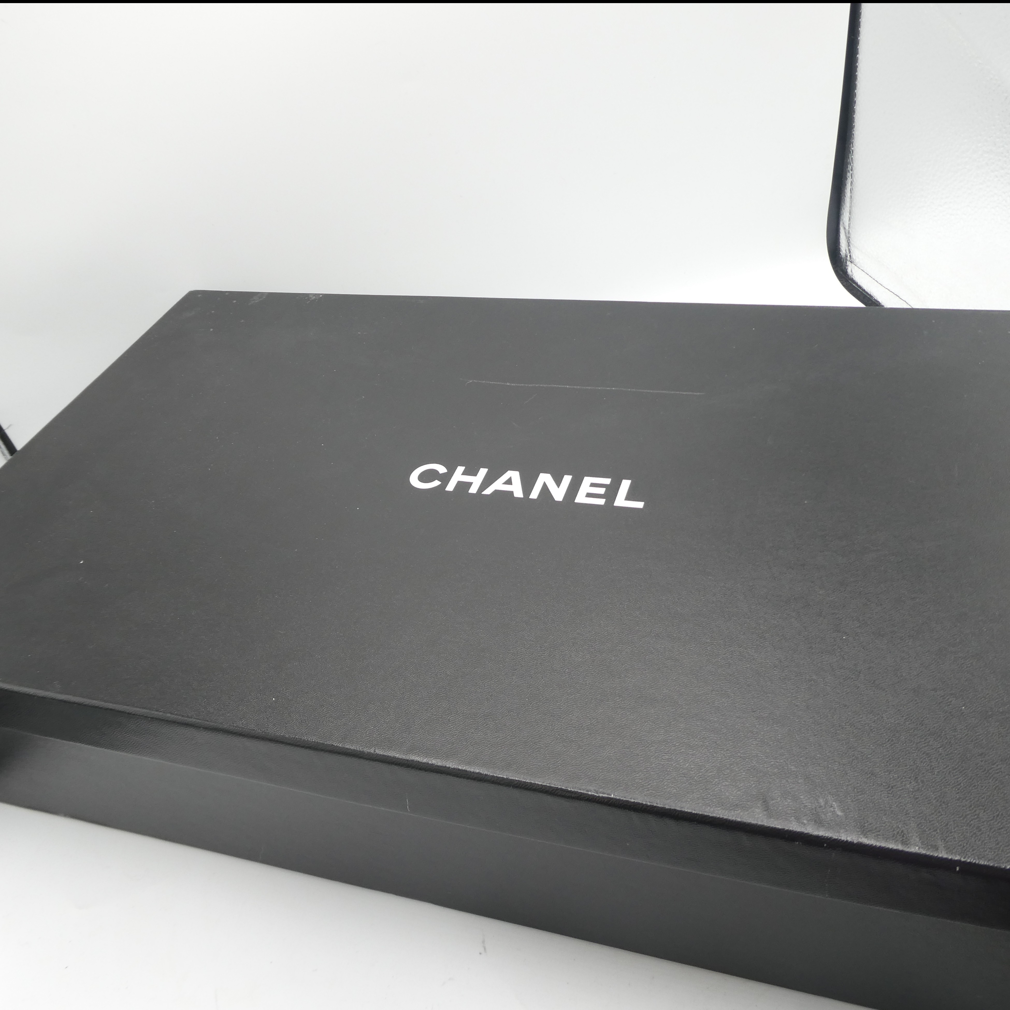 Chanel Bottes noires luxe talon guêtre en cuir - Taille 36 - Photo 4