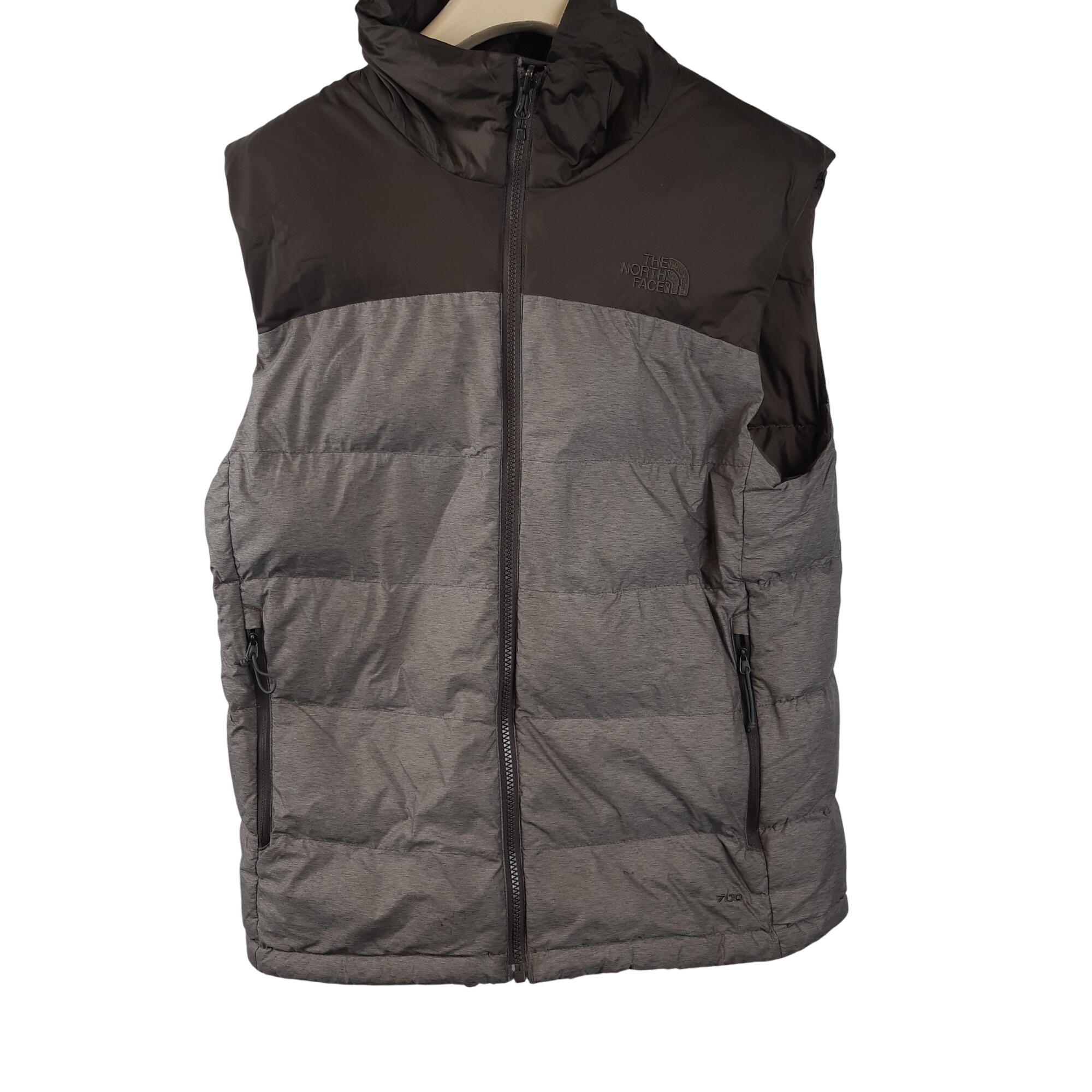 Acheter The North Face - Veste sans manches kaki polyester - Taille 46 Très bon état - 55,00 € The North Face - Veste sans manches kaki polyester - Taille 46 Très bon état - reconditionné disponible sur Label Emmaüs