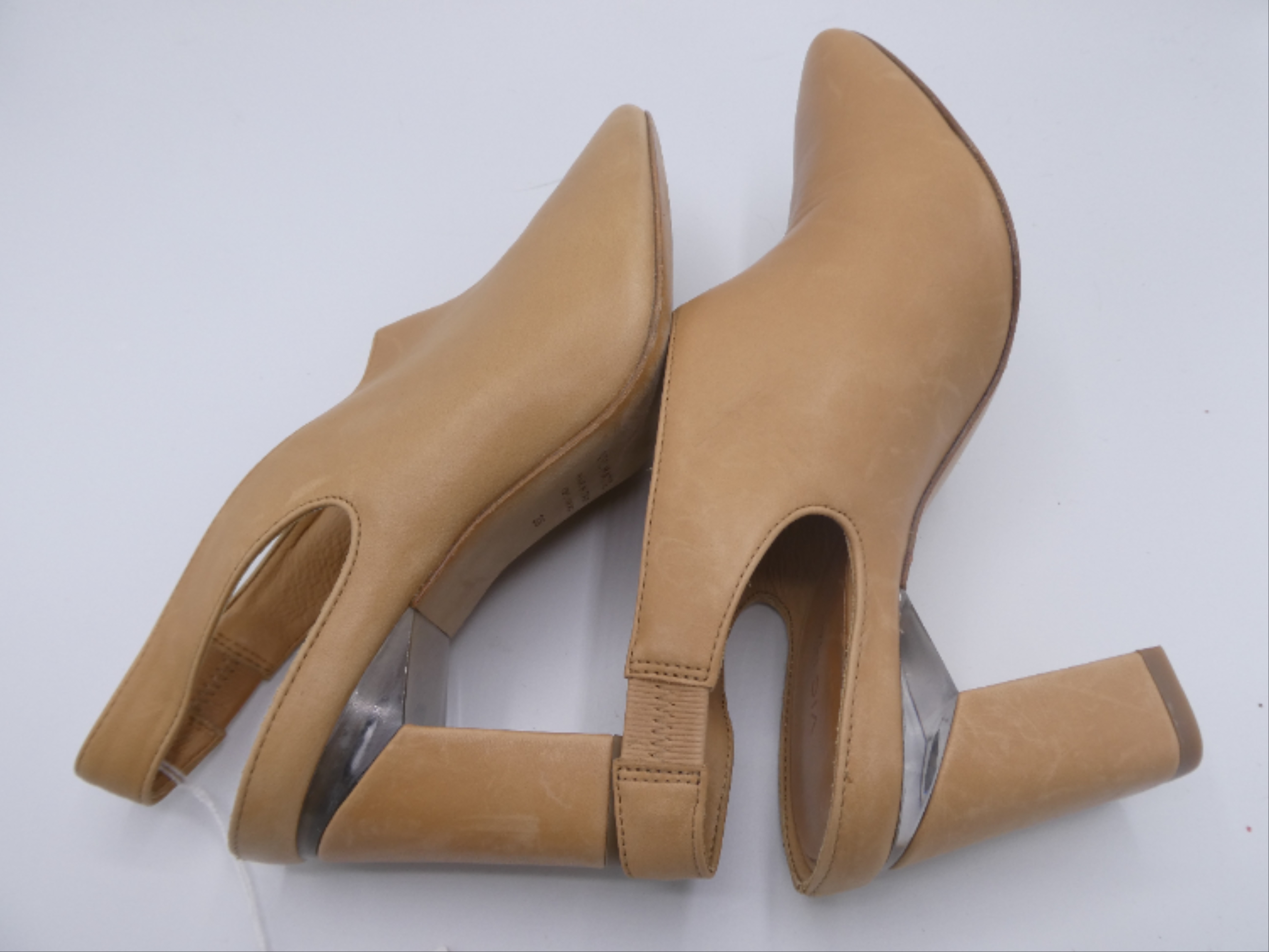 Vic Matié - Slingbacks fermés beige - 36/37 - Photo 5
