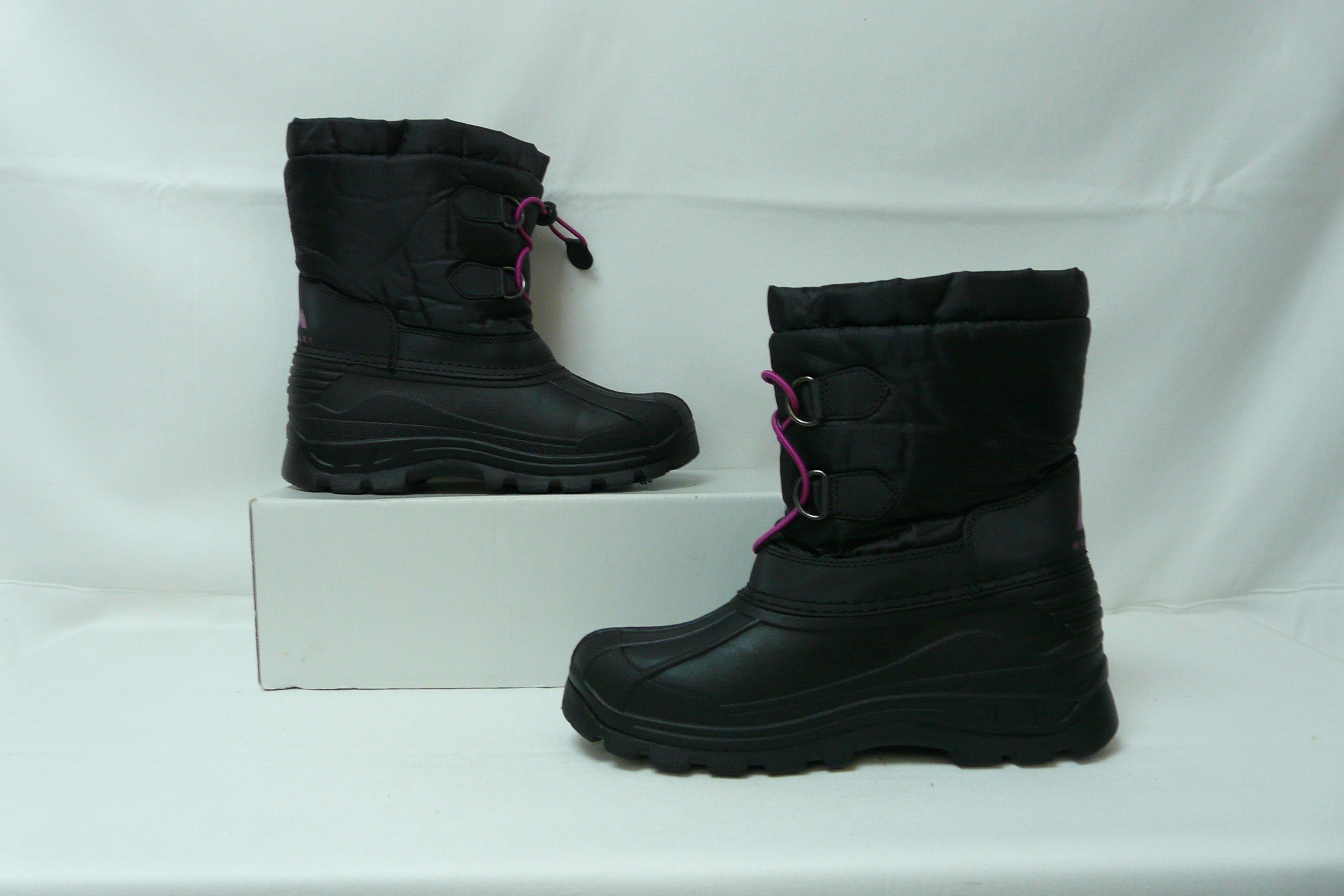 C76 - Bottes de neige fourrées - Mc Kinley - Pointure 37/38 Très bon état - Vue 2 - 