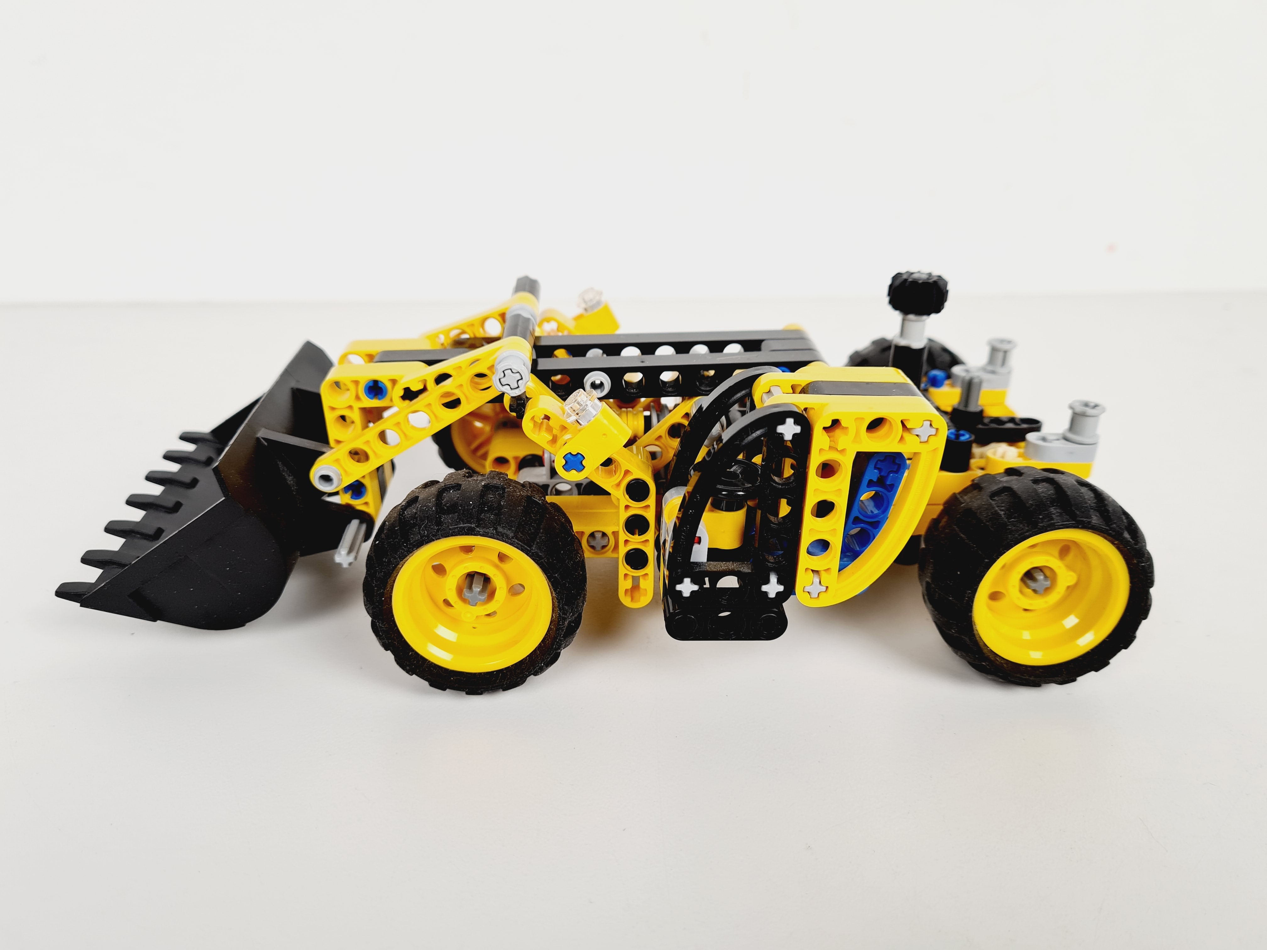 Lego technique 42004 - lot de 2 engins de chantier pour pièces - Bon état - Photo 2