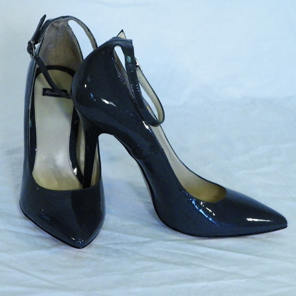 Escarpin Femme Gris BATA T 41.  -  reconditionné disponible sur Label Emmaüs