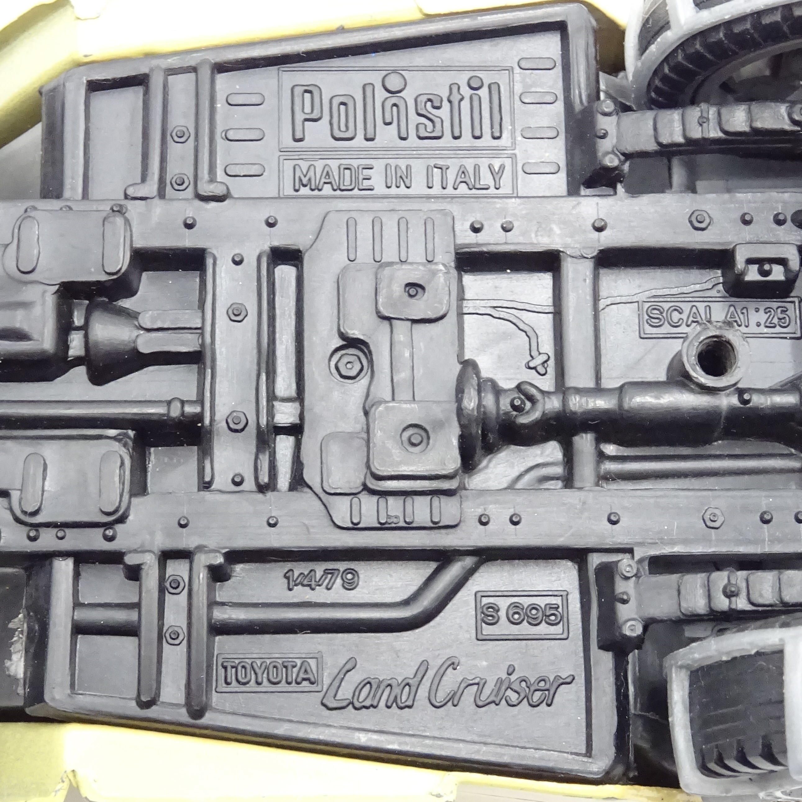 POLISTIL 1/25 TOYOTA land cruiser S695 EUR 28,00
