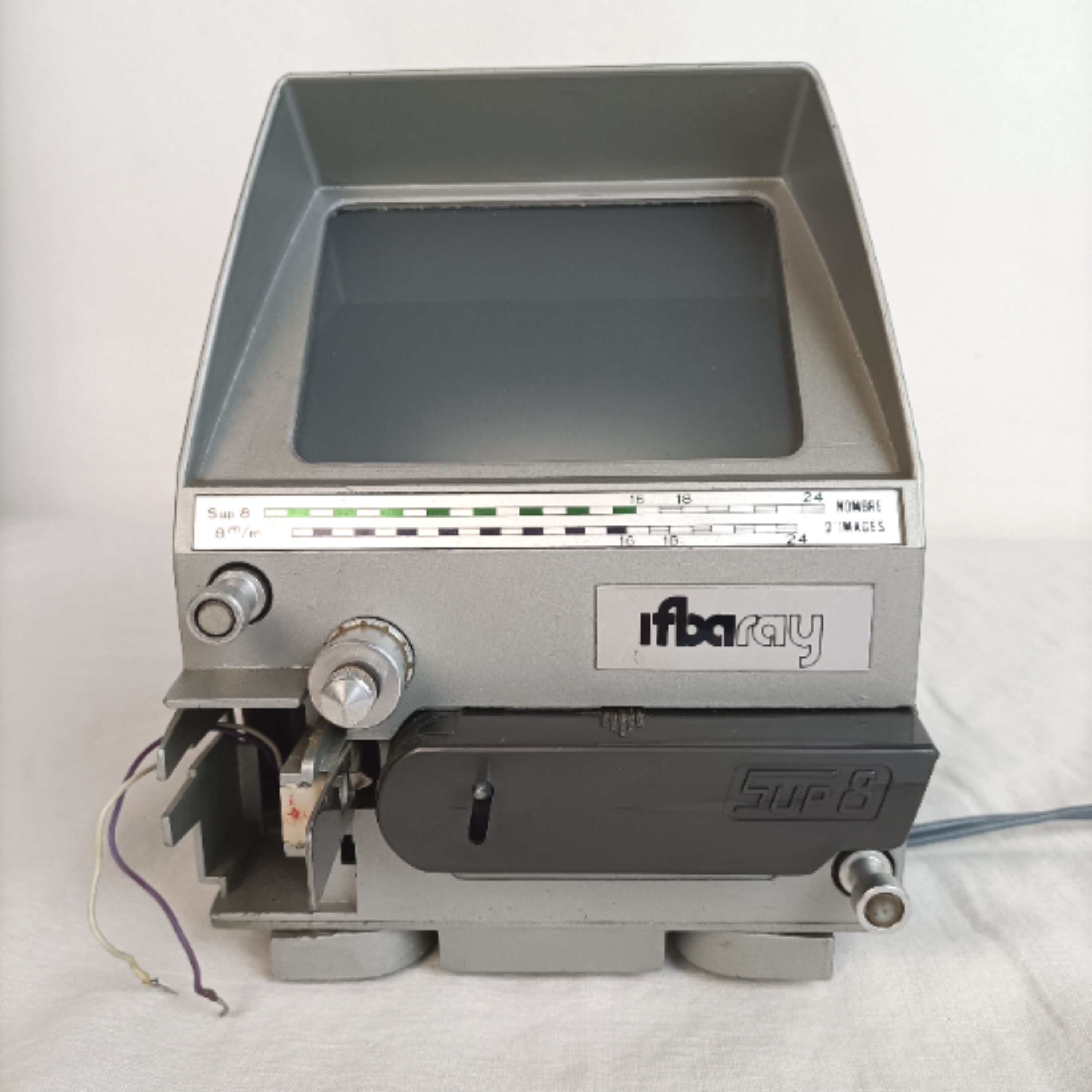 Camera Ifba Mirage -E electronic 80S+ Visionneuse + Projecteur + Trépied - État correct - Photo 13