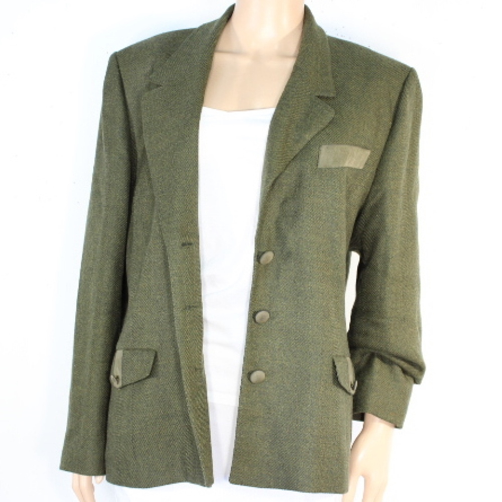 Acheter Blazer Femme Vintage Kaki WEINBERG Taille Estimée 40 Bon état - 19,00 € Blazer Femme Vintage Kaki WEINBERG Taille Estimée 40 Bon état - reconditionné disponible sur Label Emmaüs