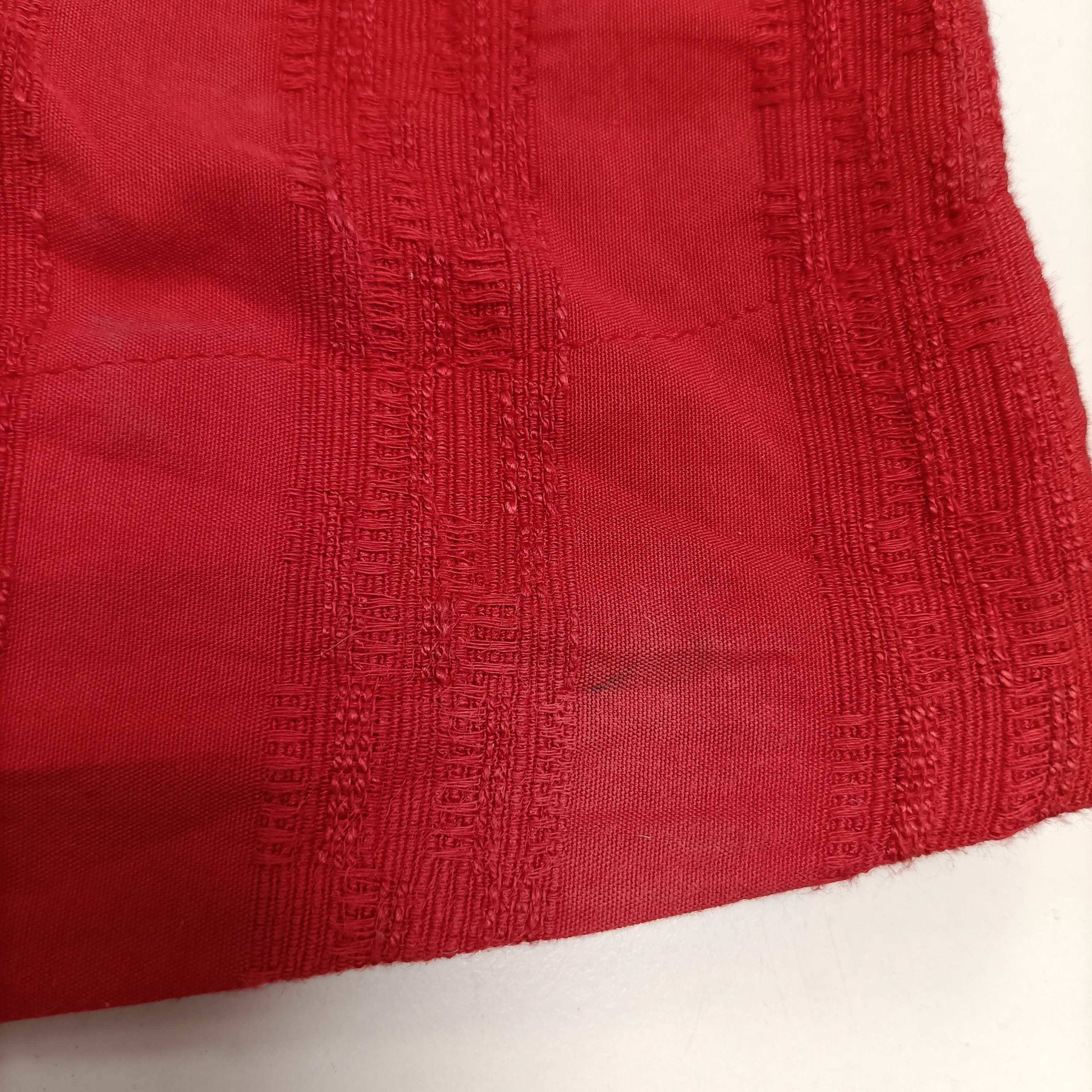 Robe rouge sans manches coton texturé fermeture dos - Mes sœurs et moi Très bon état - Vue 7 - 
