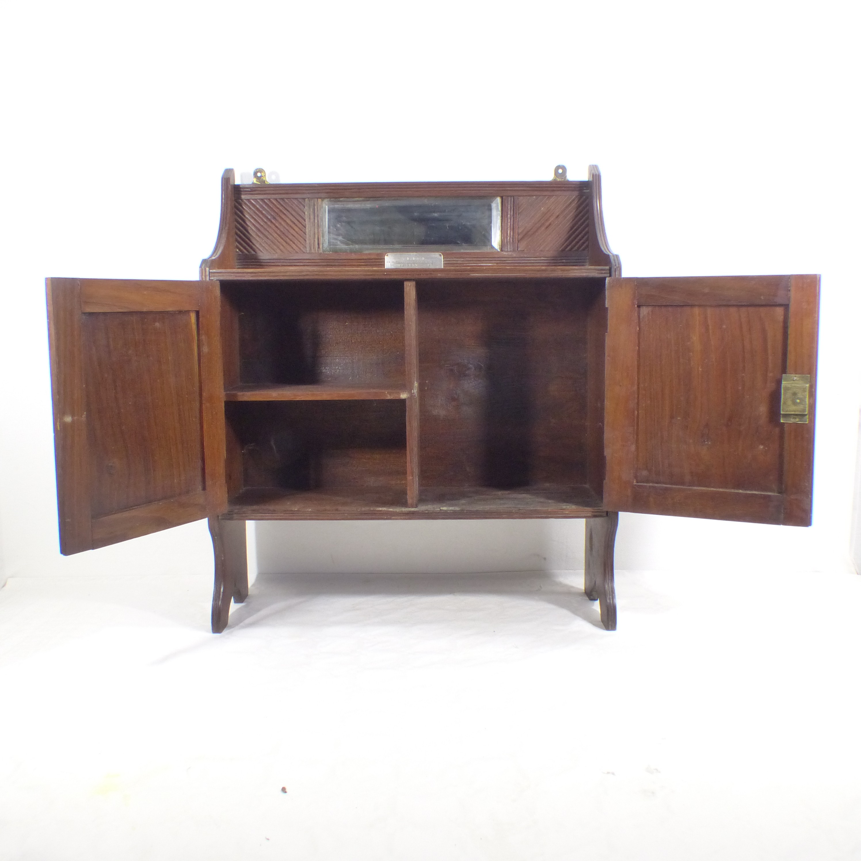 Jeu en bois / Petite armoire de poupée vintage - Signé Will BERT & ALF - Photo 2