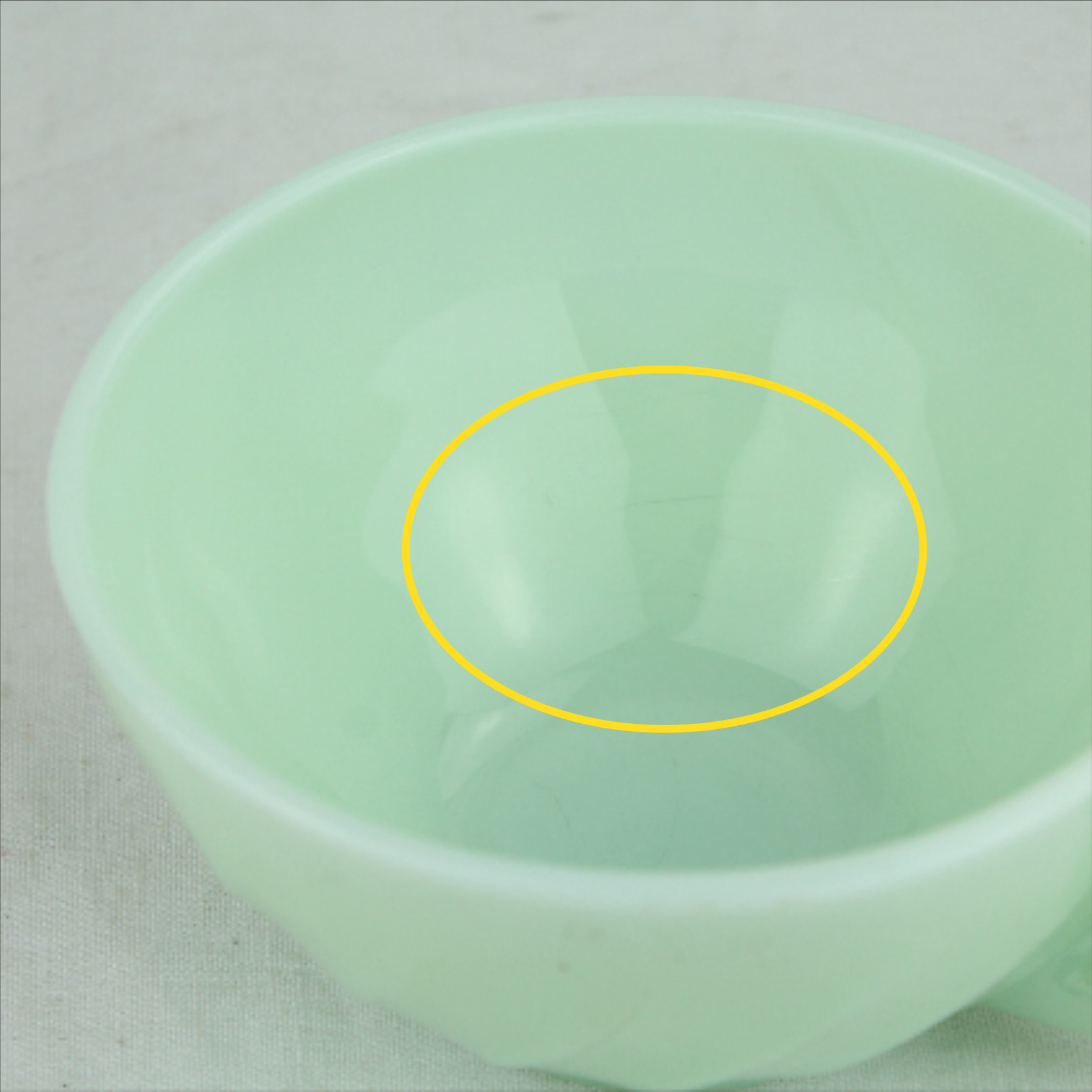 5 Tasses et 6 Soucoupes, Opaline verte Bon état - Vue 5 - 