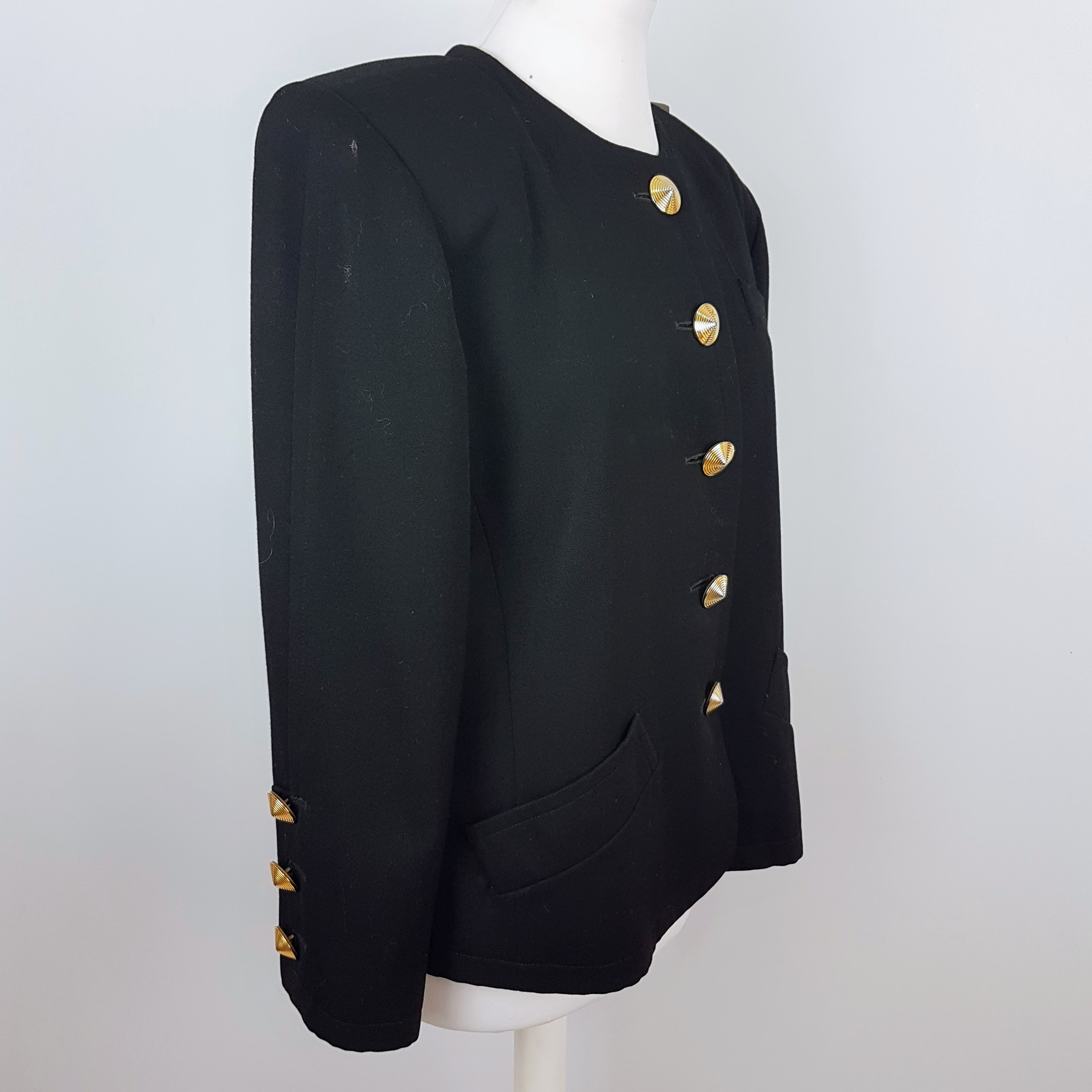 Voir photo 3 de Veste en Laine - Yves Saint Laurent - 42 Veste en Laine - Yves Saint Laurent - 42 Très bon état - Vue 3 -