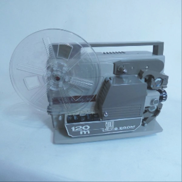 Ancien projecteur Super 8 Silma - Photo 2