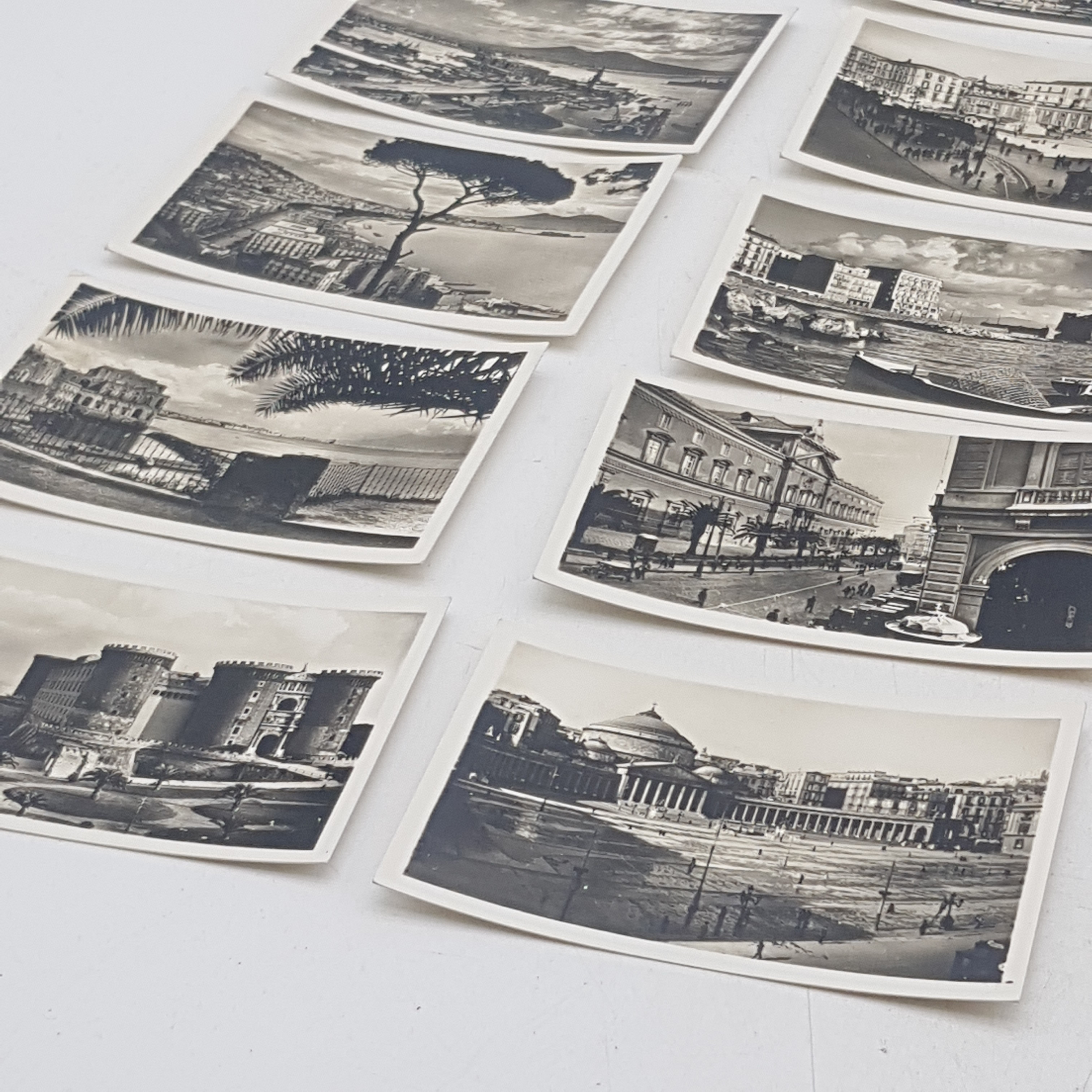Lot de 18 carte postales vintage "Napoli" Bon état - Vue 4 - 