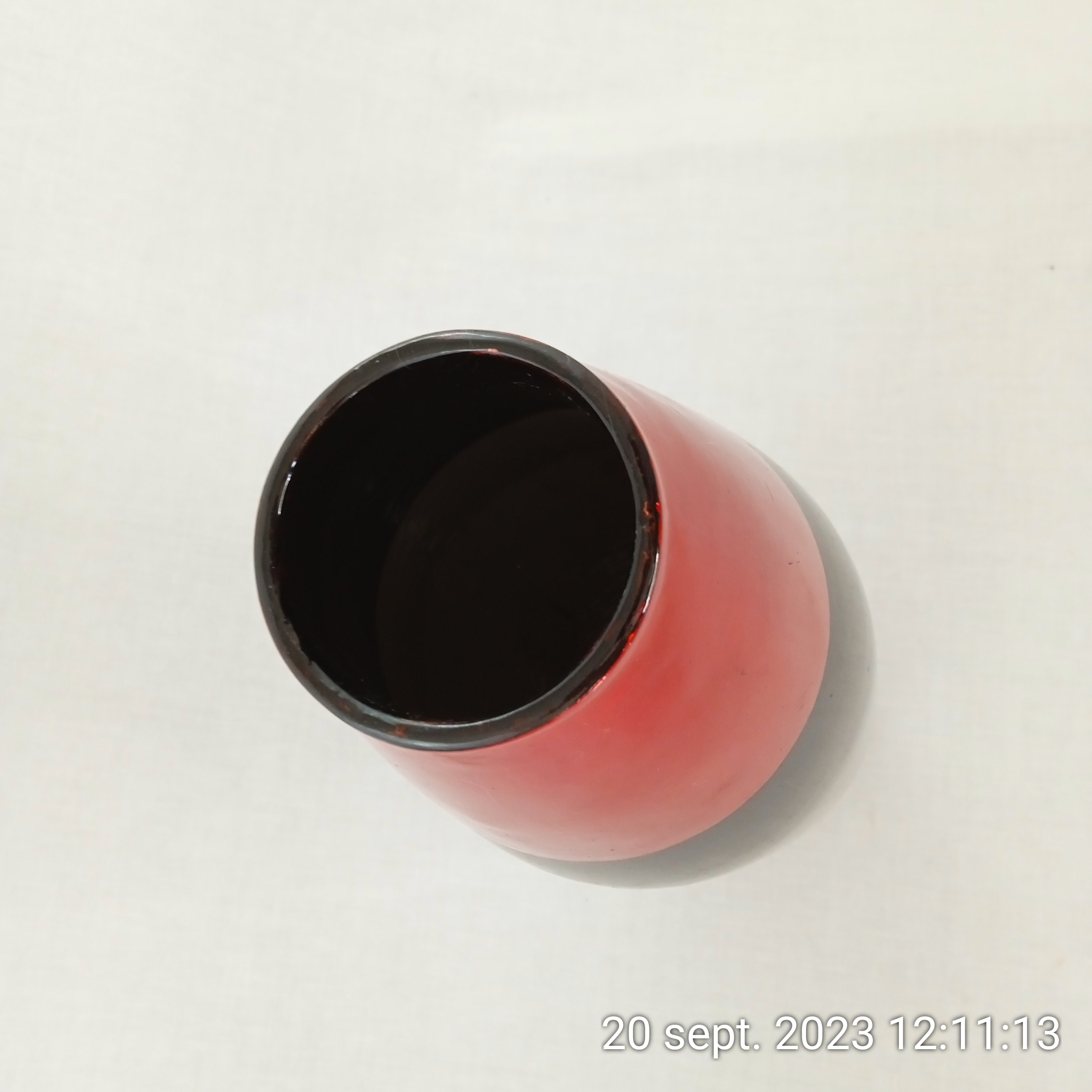 Vase XXL style art déco 42 cm en céramique noir et rouge Très bon état - Vue 3 - 