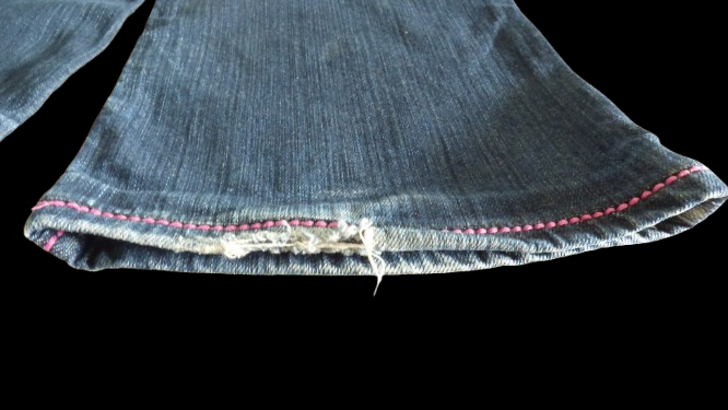 Jeans Versace bleu et coutures rose fuschia pour femme - taille 42  - Vue 14 - 