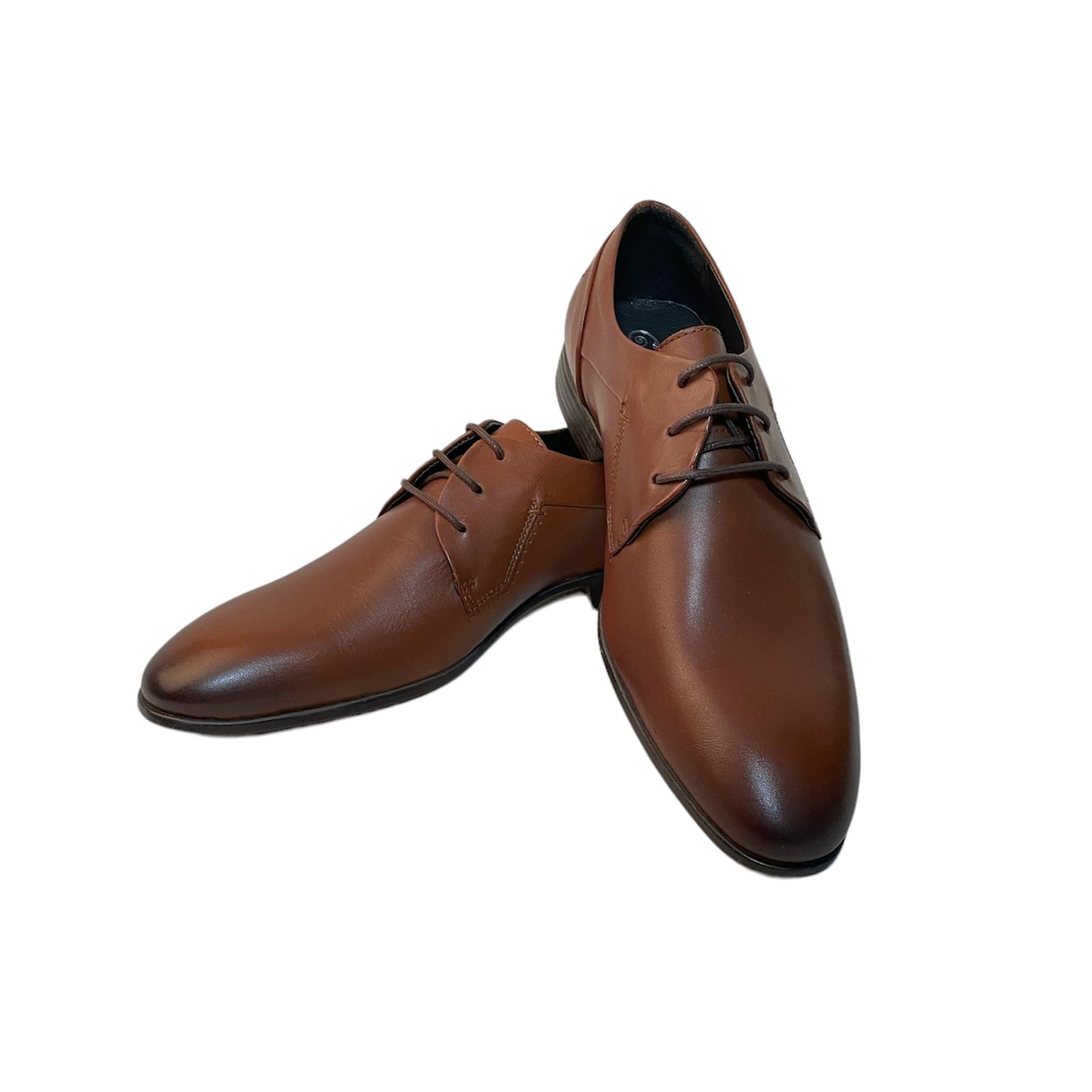Voir photo 2 de Chaussures De Ville - Dillinger Paris -40 Chaussures De Ville - Dillinger Paris -40 Comme neuf - Vue 2 -