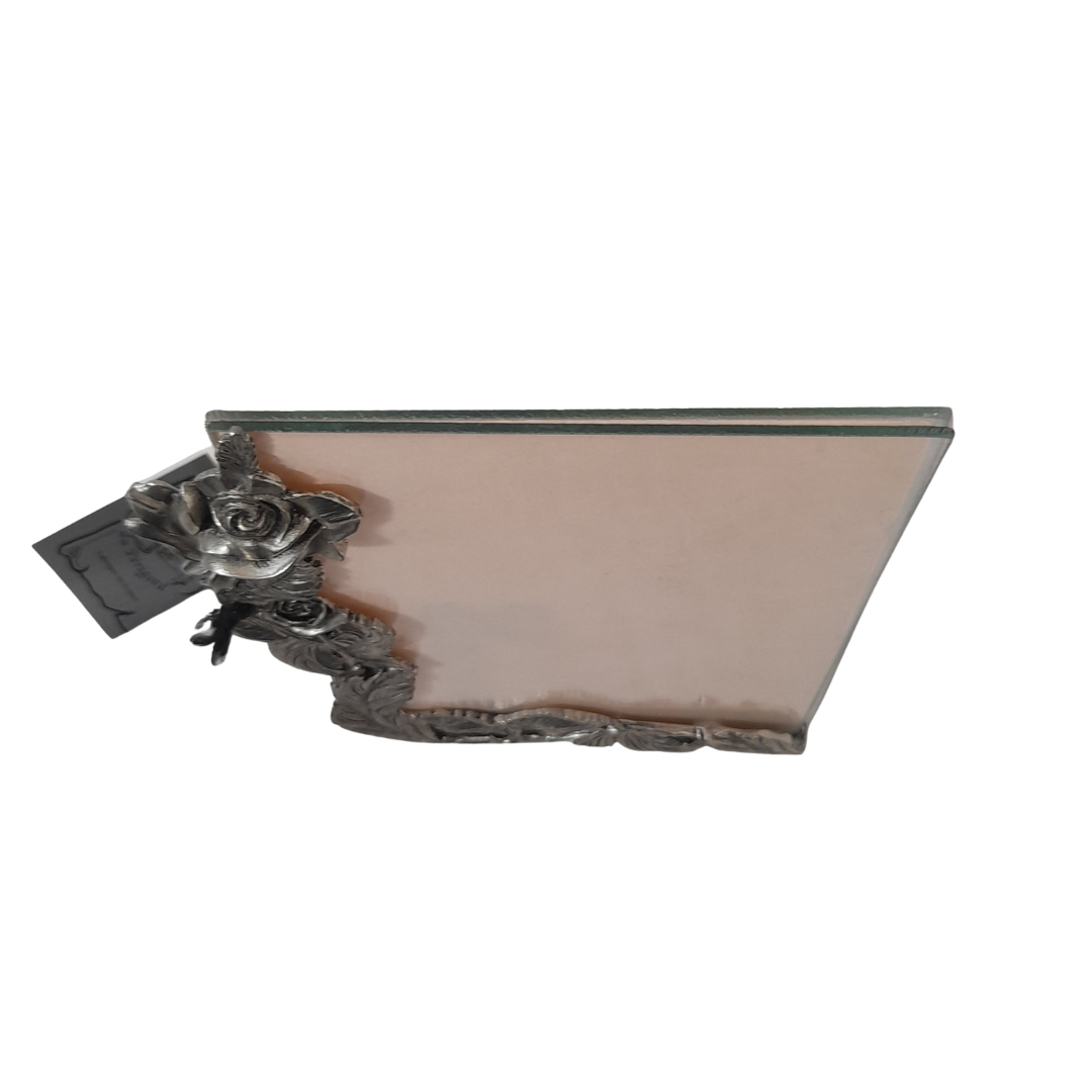 Voir photo 2 de Cadre Photo en étain d'art artisanal – Les Étains du Périgord (Fabriqué en France) Cadre Photo en étain d'art artisanal – Les Étains du Périgord (Fabriqué en France) Comme neuf - Vue 2 -