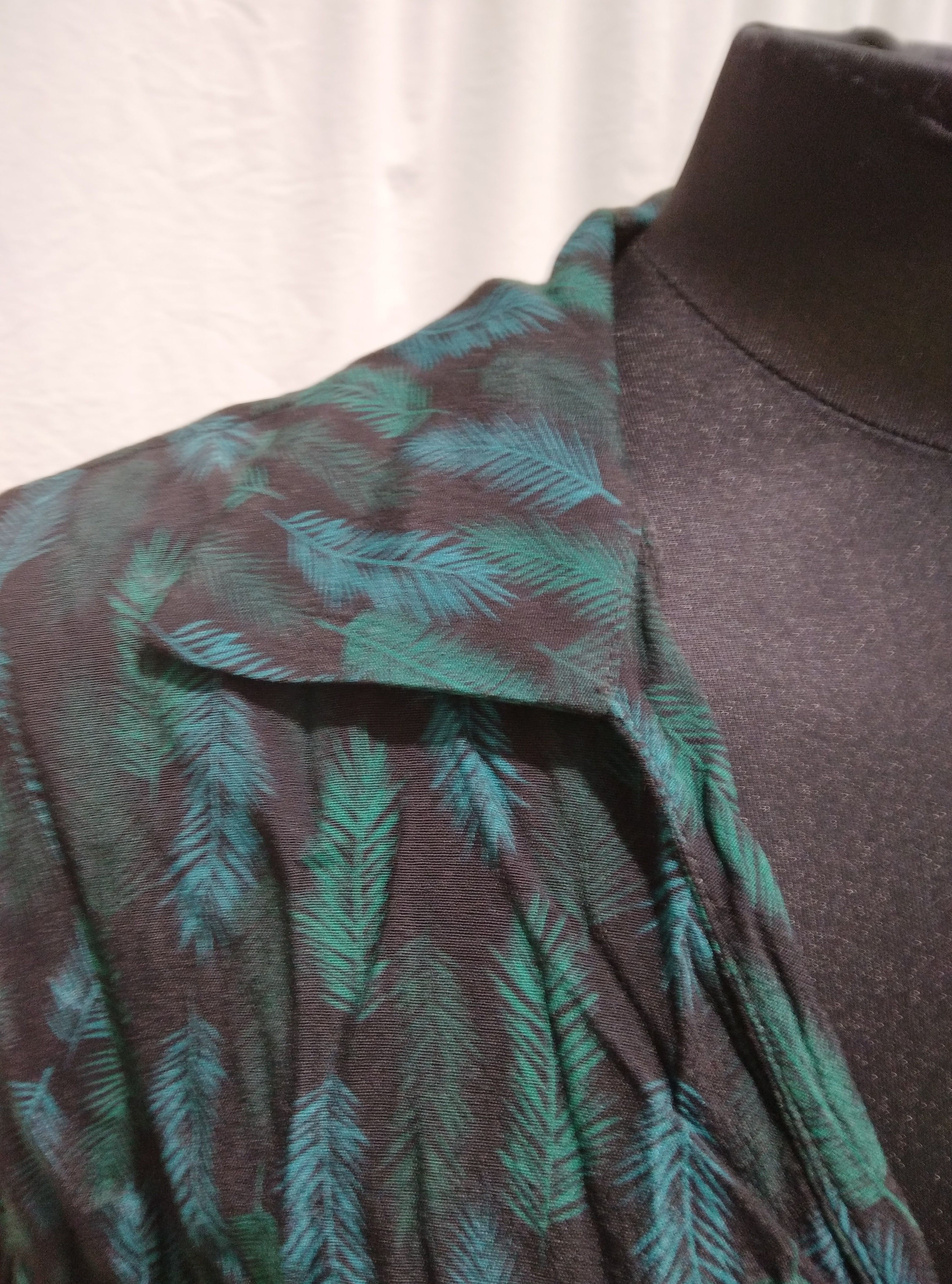 Chemise imprimé feuillage, La Fée Maraboutée - 42 Comme neuf - Vue 7 - 