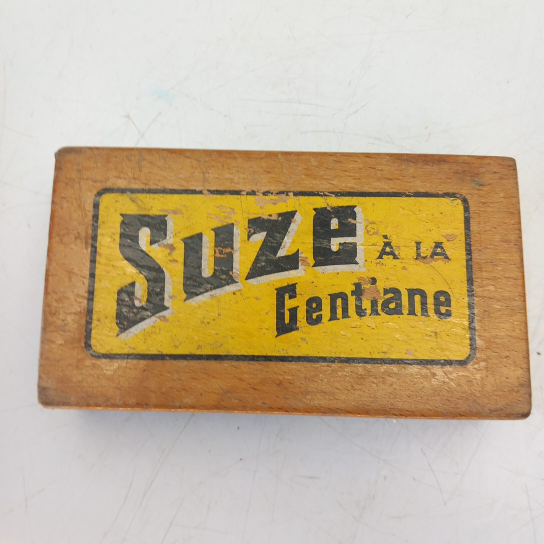 Boite Publicitaire en Bois de carte Suze - Photo 2