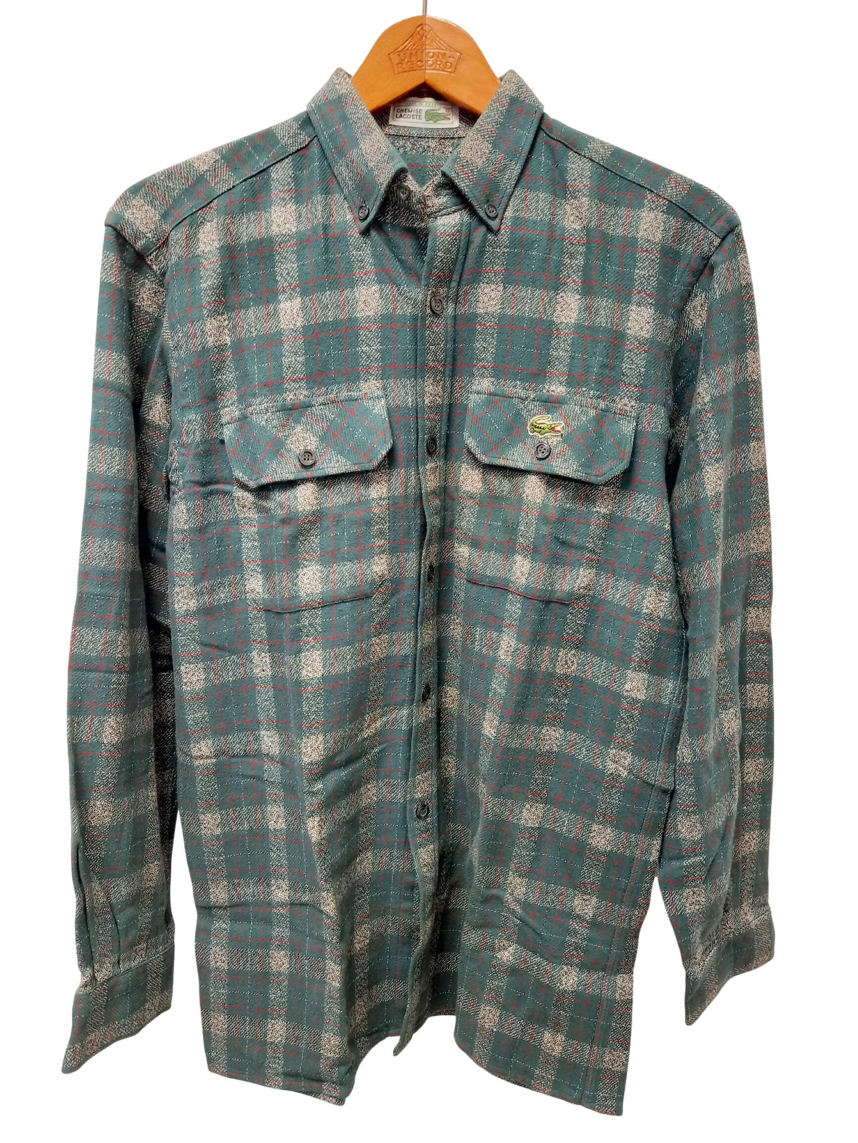 Chemise vintage homme "Lacoste" Très bon état -  reconditionné disponible sur Label Emmaüs