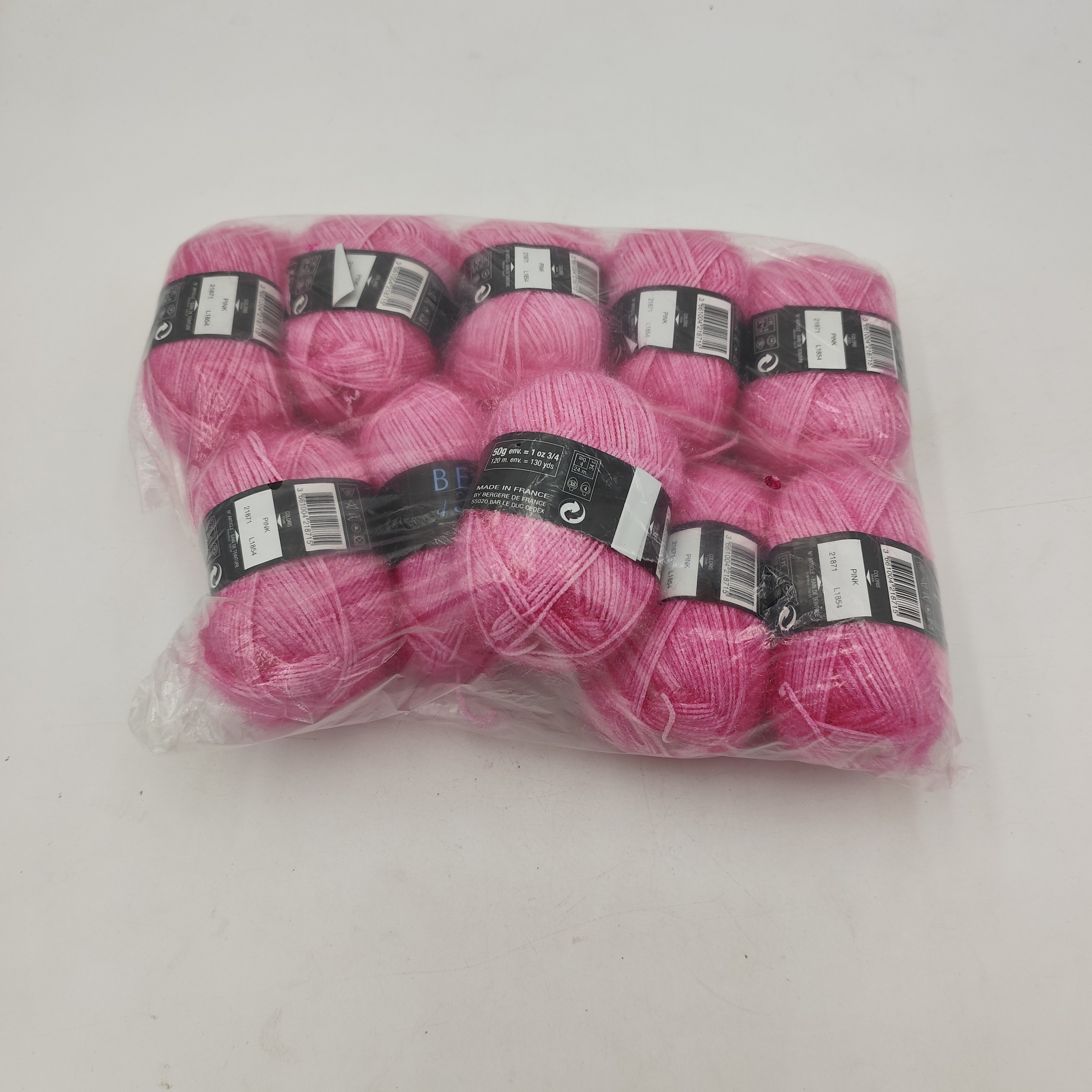 Lot de 10 pelotes de laine - Etincelle rose (pink) - Bergère de France Très bon état - Vue 2 - 