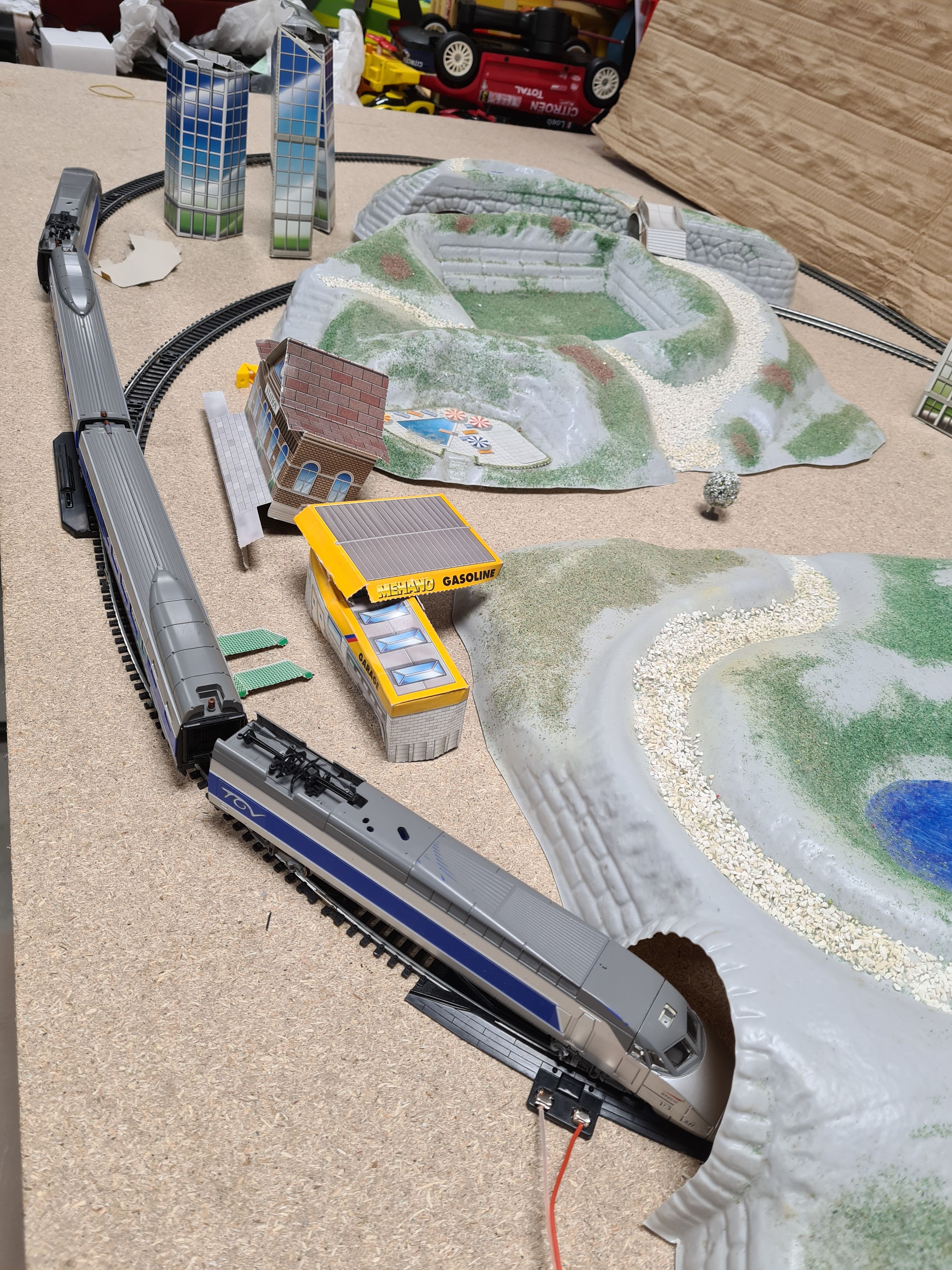 Circuit - Mehano - TGV Atlantique avec maquette Plastique Bon état - Vue 5 - 