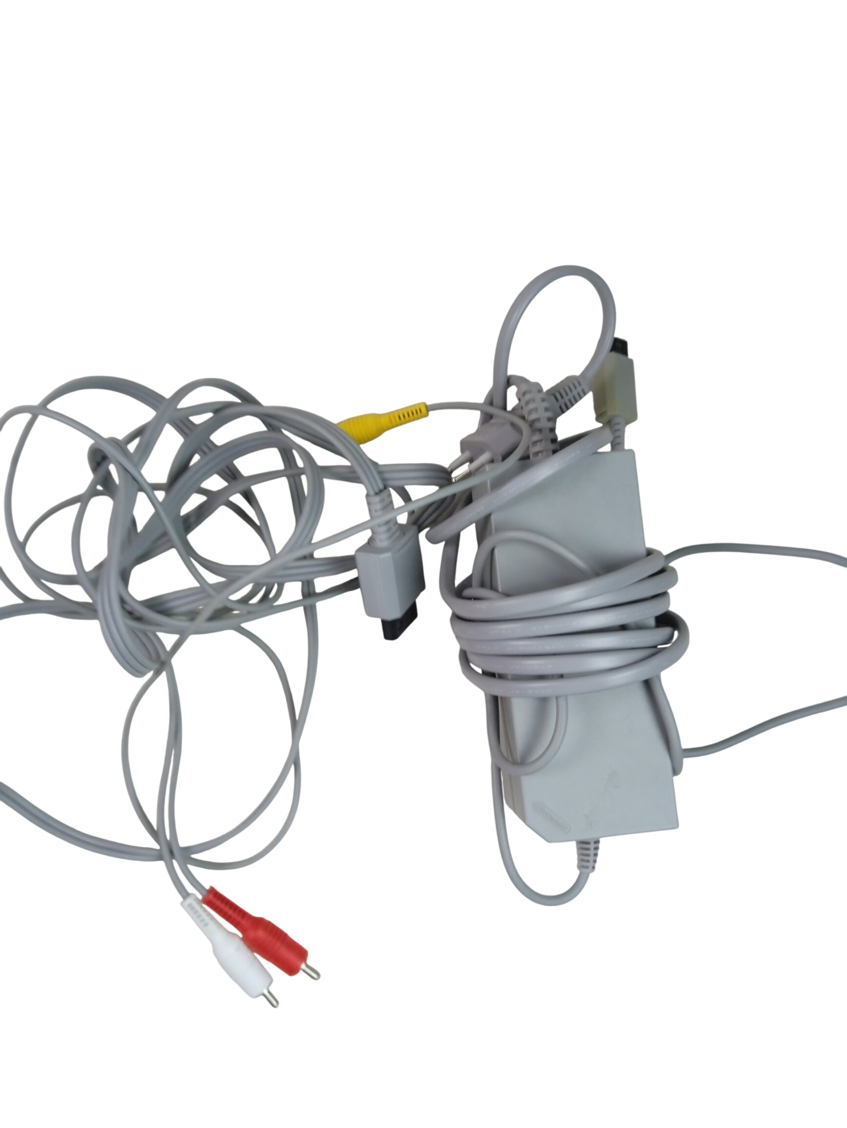 Voir photo 6 de Console Wii avec deux manettes ( Wiimote et Wii nunchuck) et trois volants Console Wii avec deux manettes ( Wiimote et Wii nunchuck) et trois volants Bon état - Vue 6 -