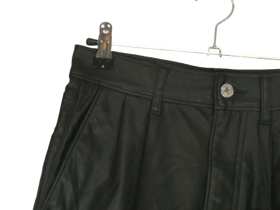 Levi's shorts à pinces en similicuir - Taille W24/34/XS - Photo 5