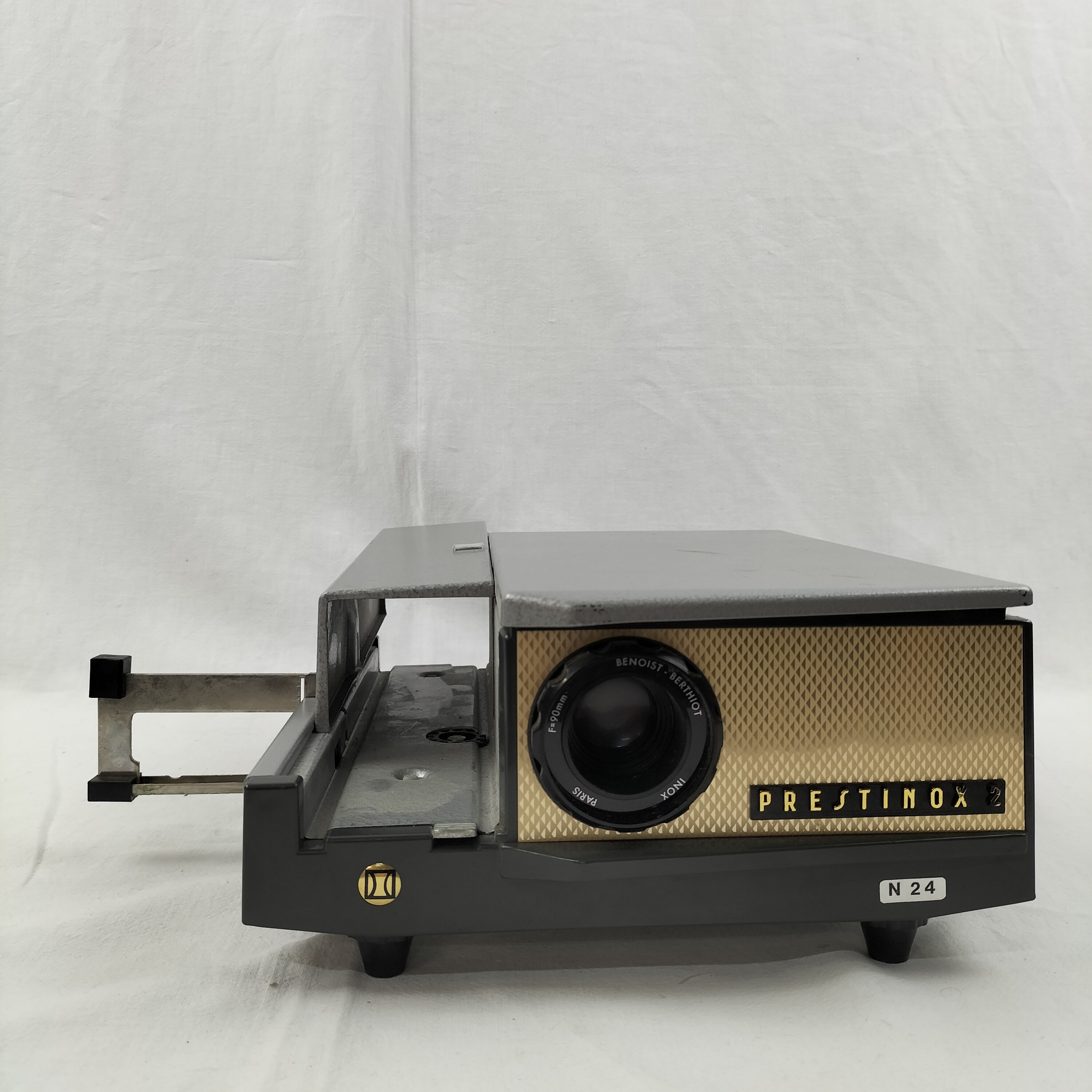 Projecteur Diapos "Prestinox 2" N 24, SANS TESTE - État correct - Photo 2