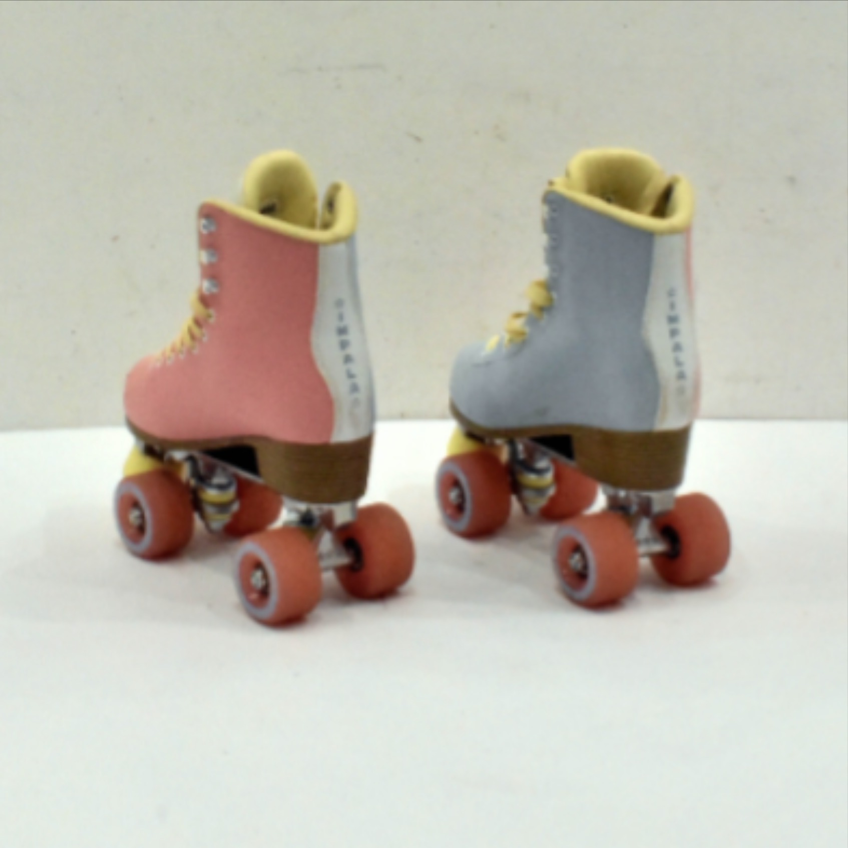 Patins à Roulettes Quad - Impala® Skate - Rose & Bleu - T. 38 Bon état - Vue 2 - 