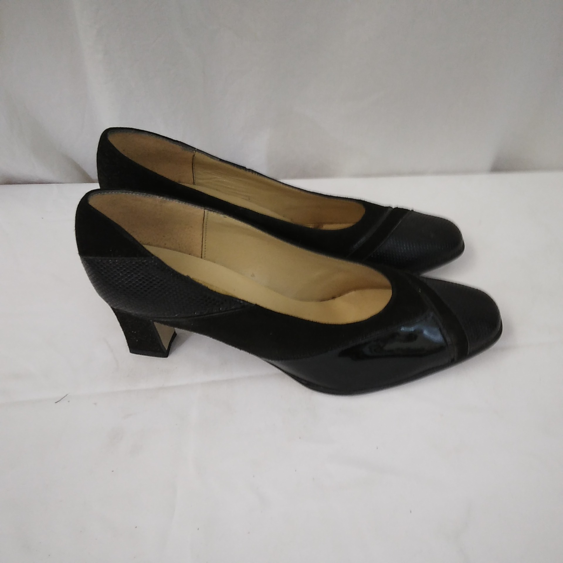 Chaussures à talon en daim noir, Christian chaussures - 41 Très bon état - Vue 2 - 