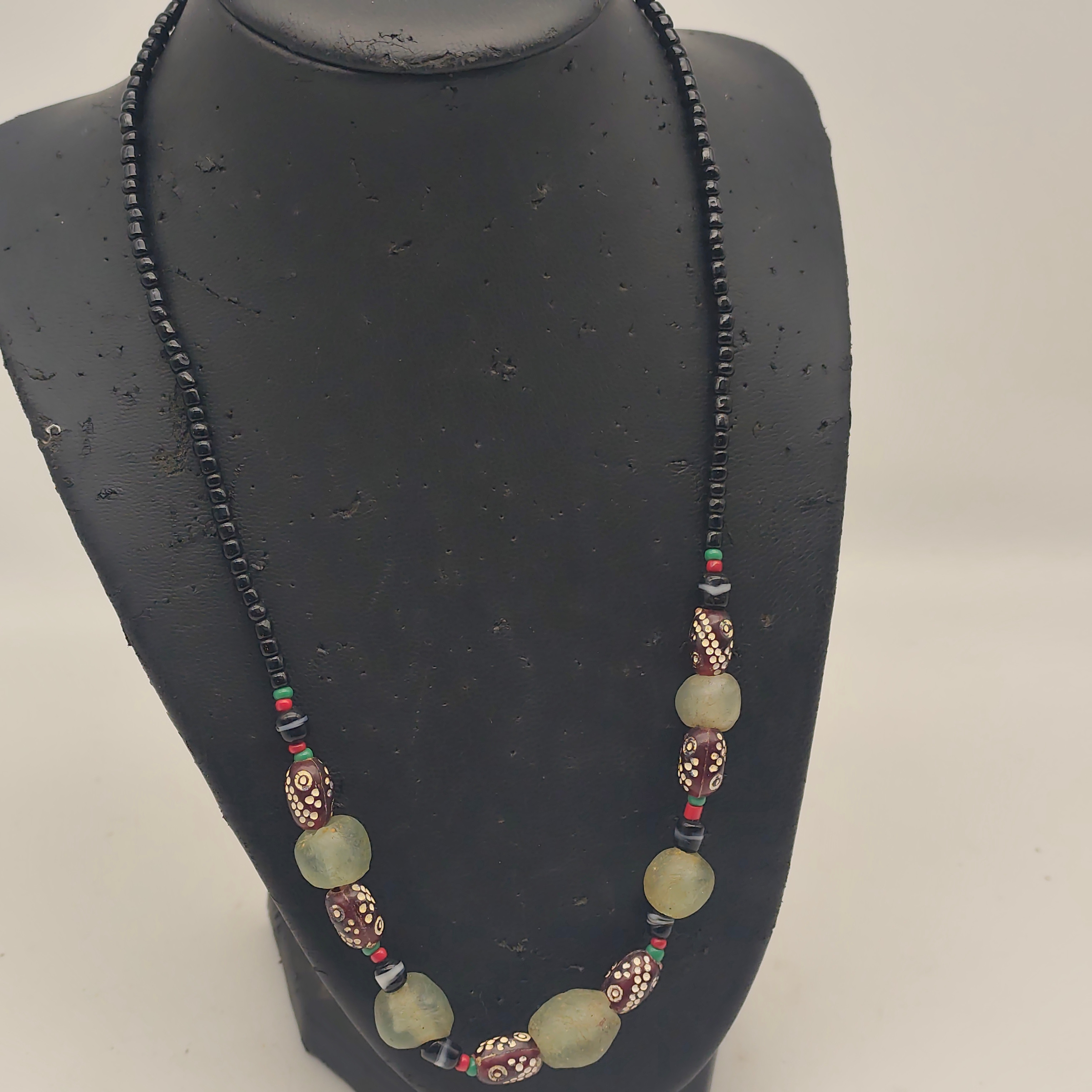 Collier verroterie Bon état - Vue 3 - 